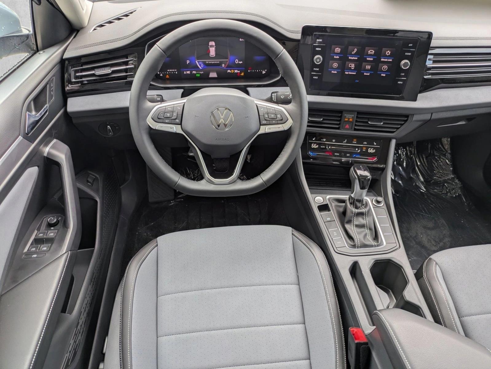 Thumbnail: 2026 Volkswagen Jetta - 3