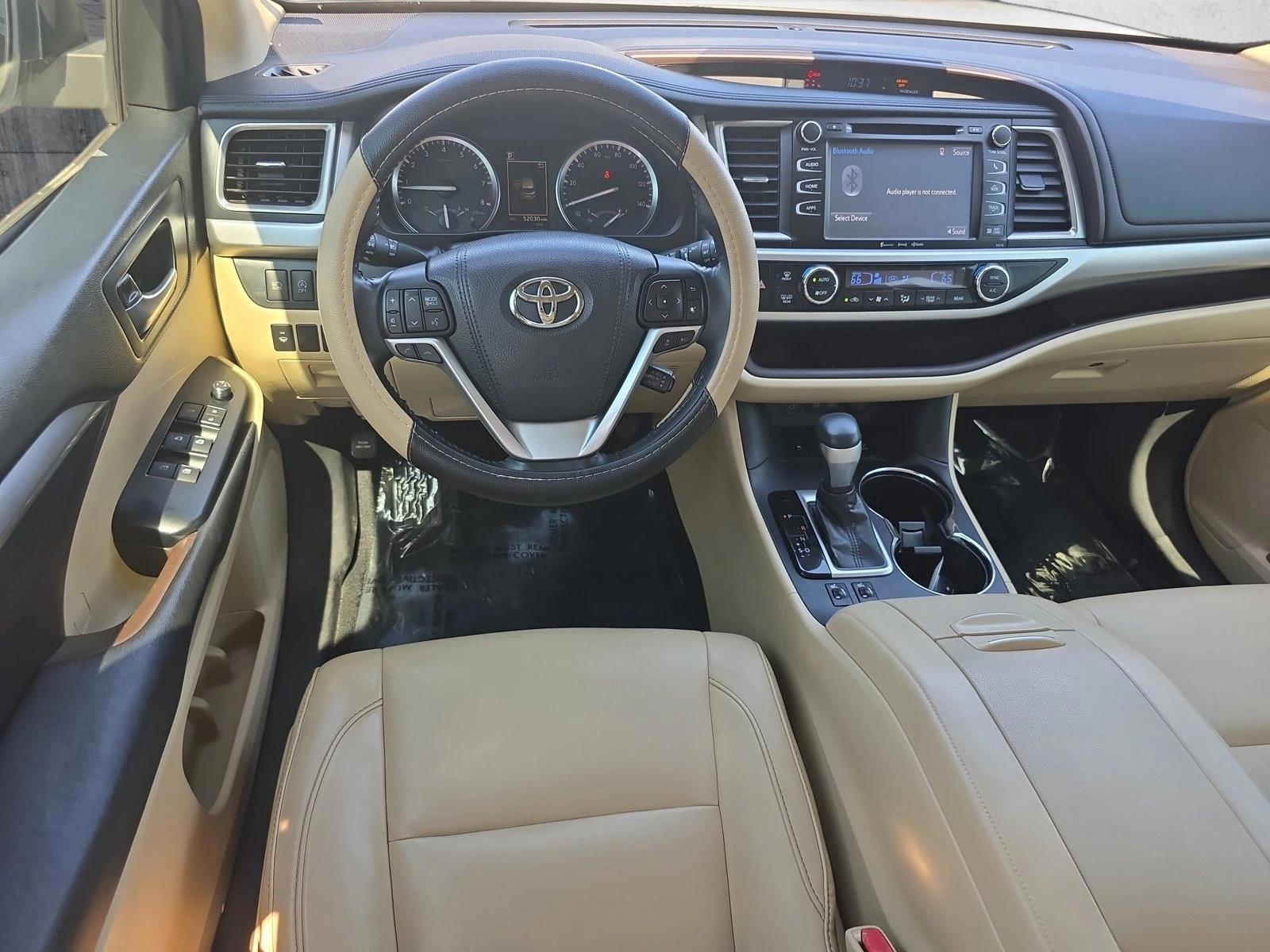 Thumbnail: 2018 Toyota Highlander - 4