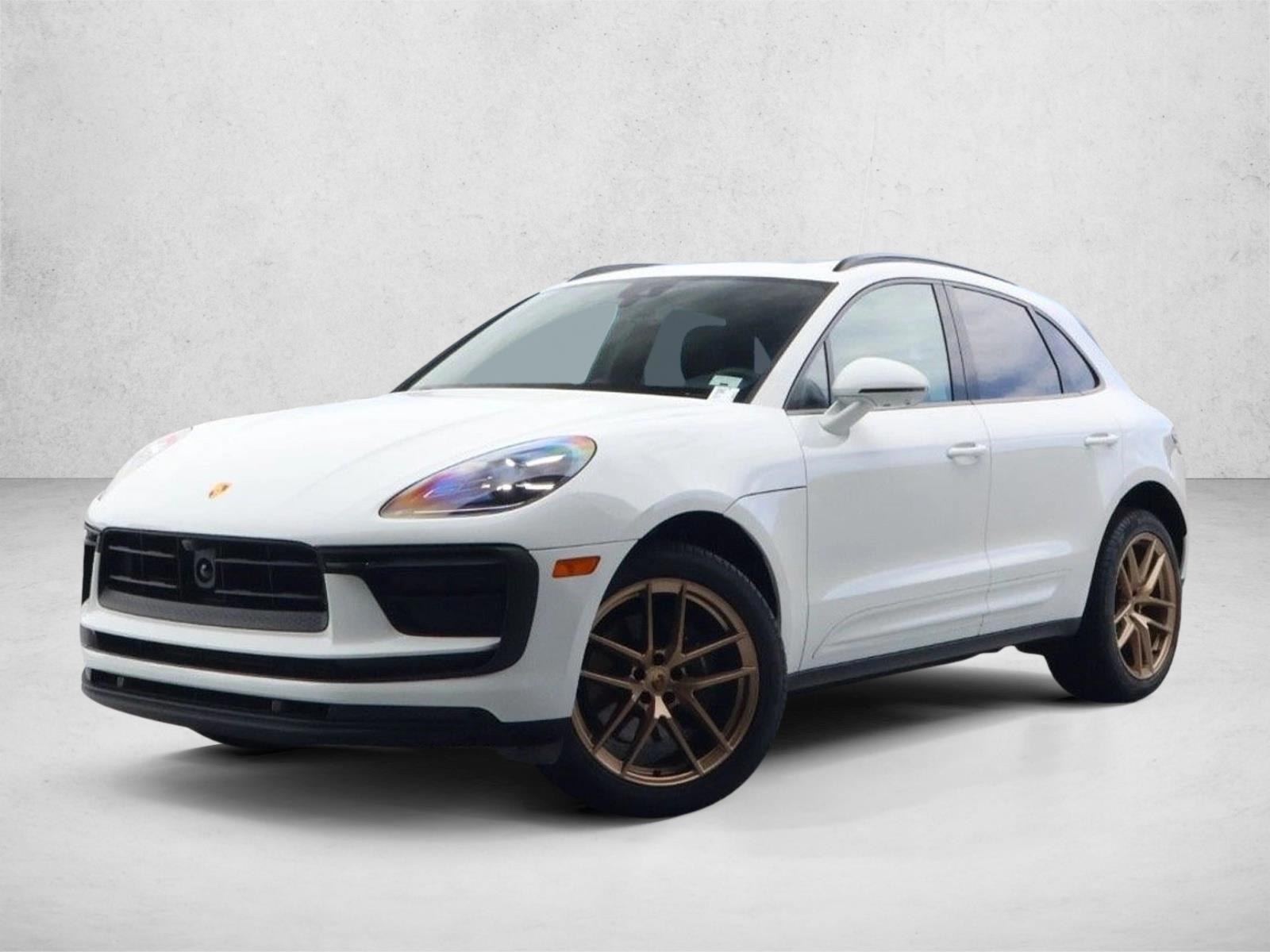 Thumbnail: 2026 Porsche Macan - 1