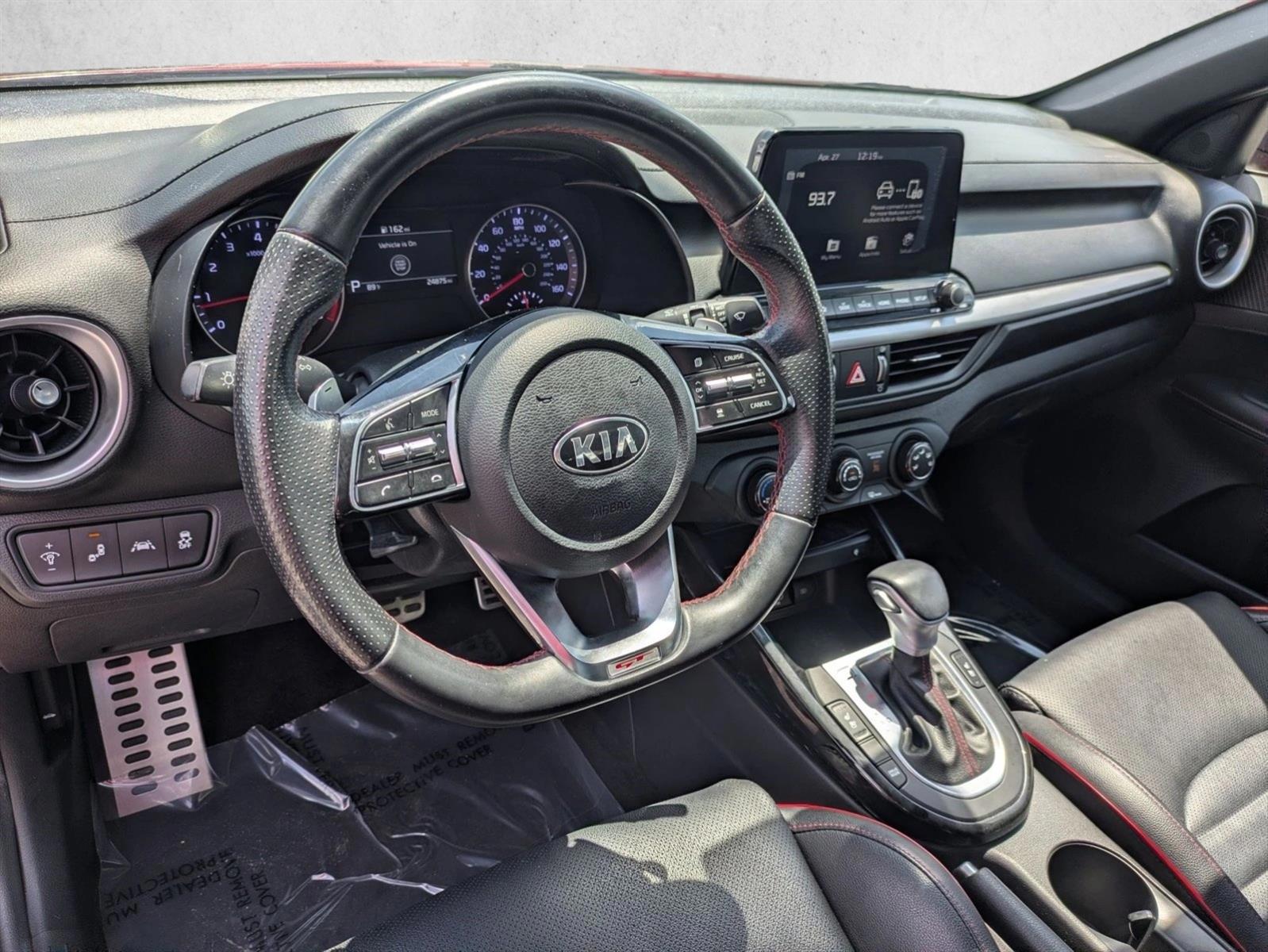 Thumbnail: 2021 Kia Forte - 3