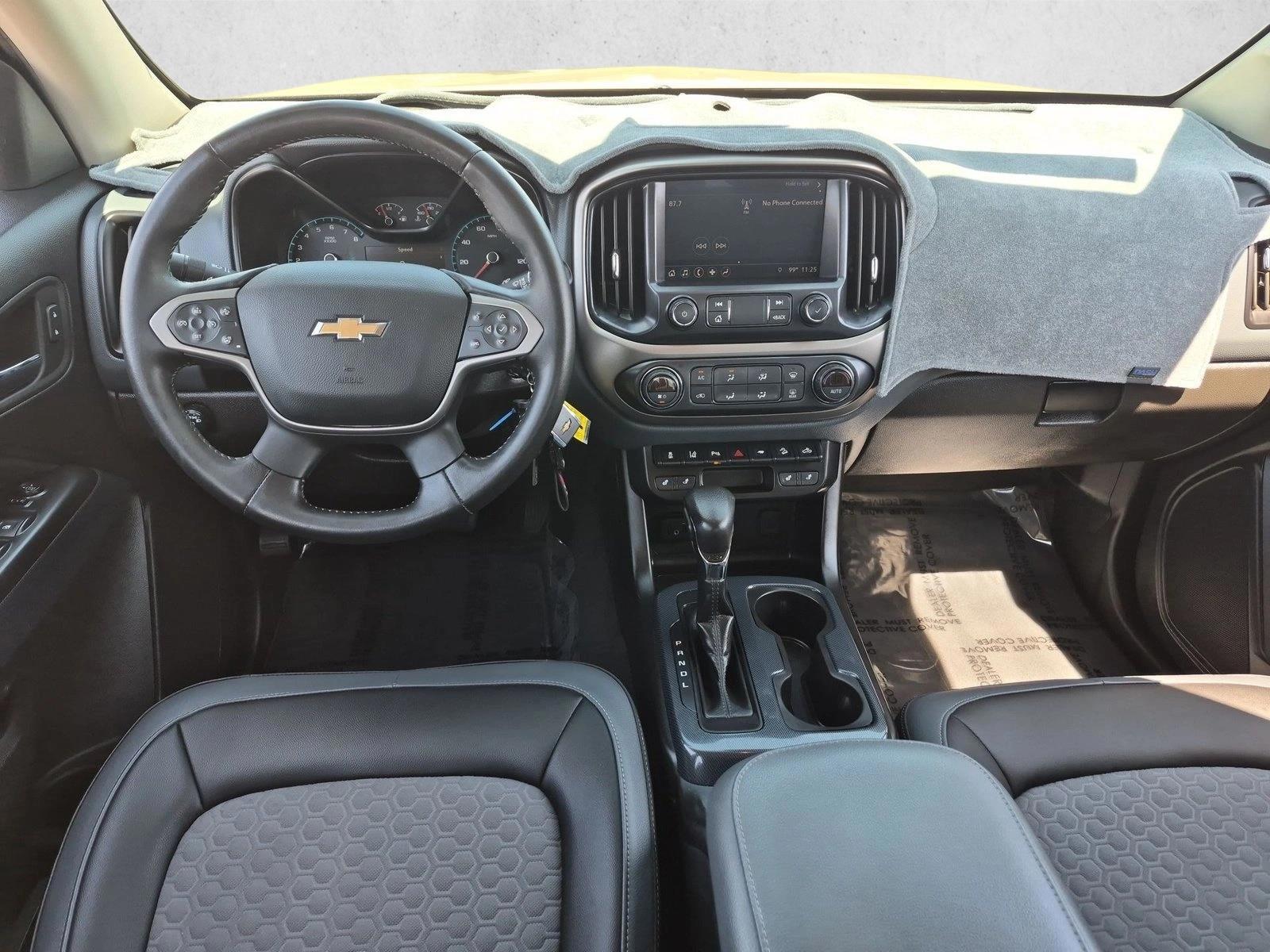 Thumbnail: 2022 Chevrolet Colorado - 4