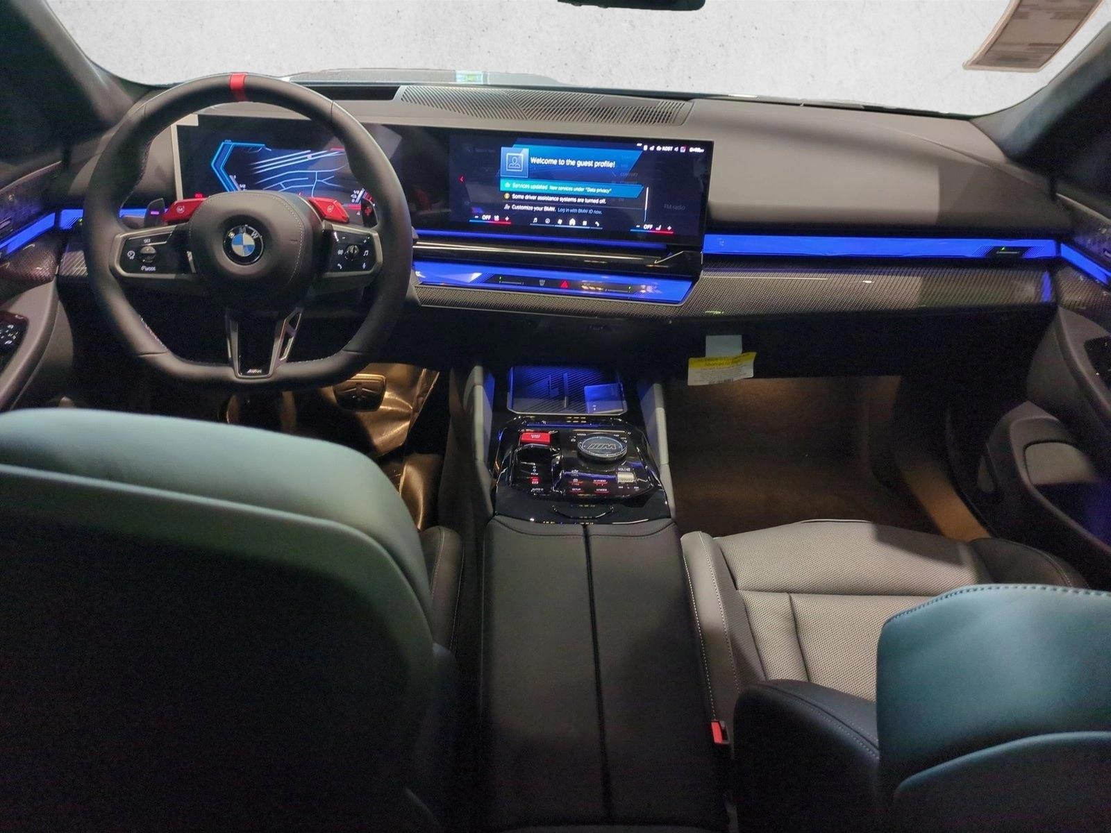 Thumbnail: 2026 BMW M5 - 4
