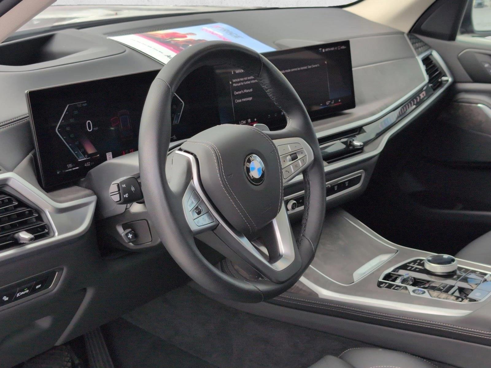 Thumbnail: 2025 BMW X7 - 3