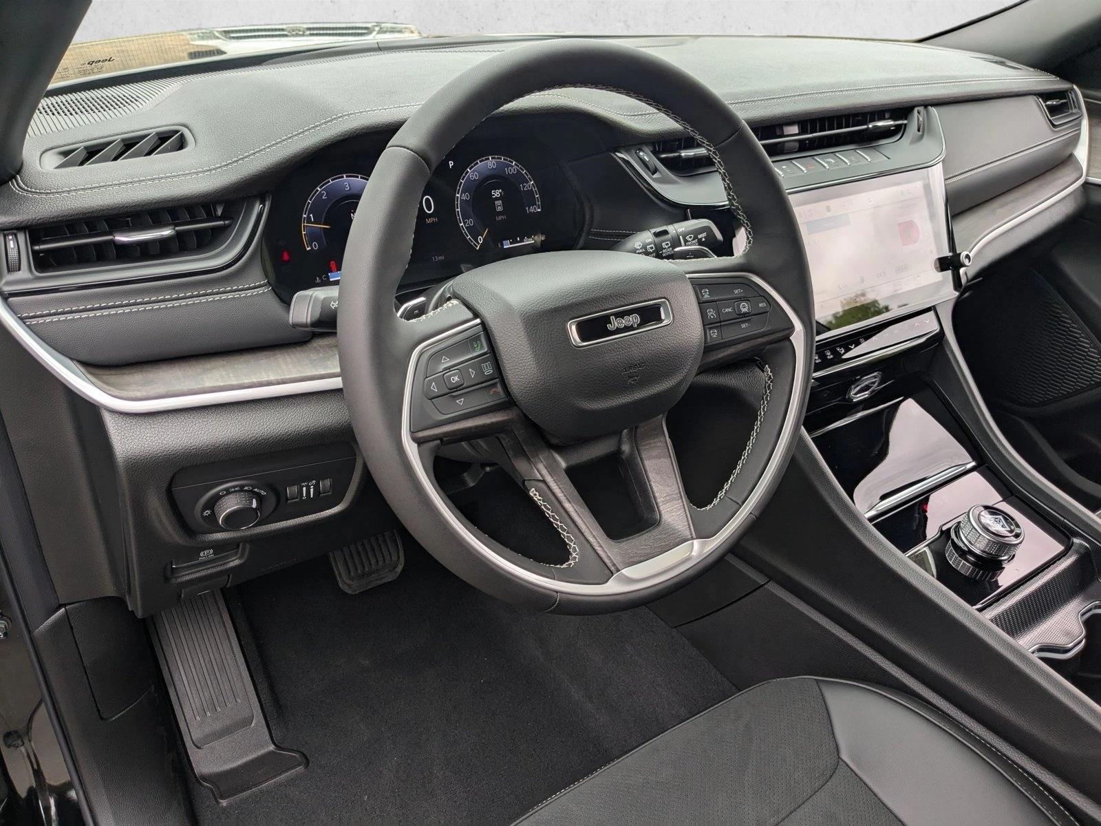 Thumbnail: 2026 Jeep Grand Cherokee L - 3