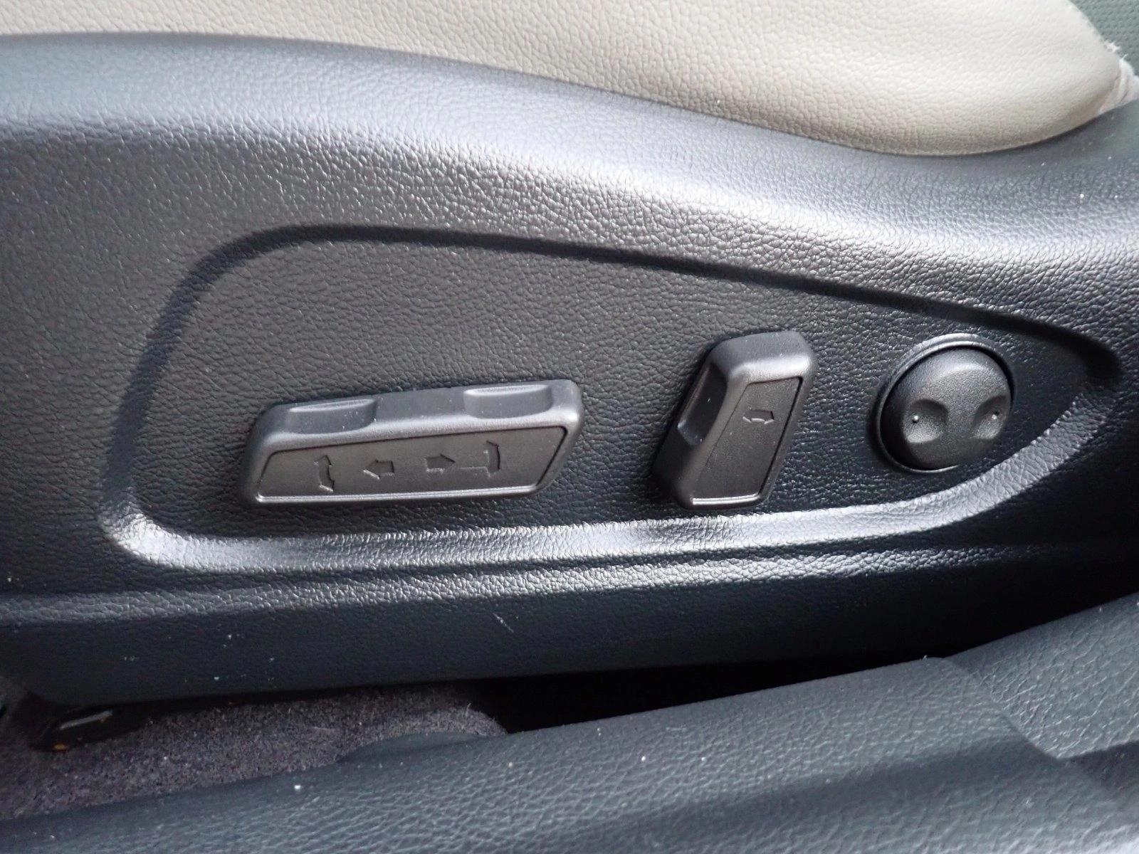 Thumbnail: 2015 Kia Forte - 3