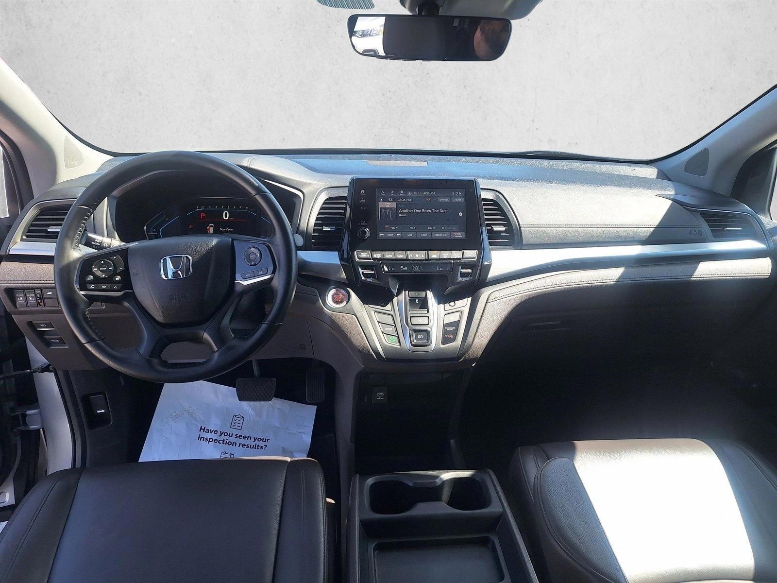 Thumbnail: 2018 Honda Odyssey - 3