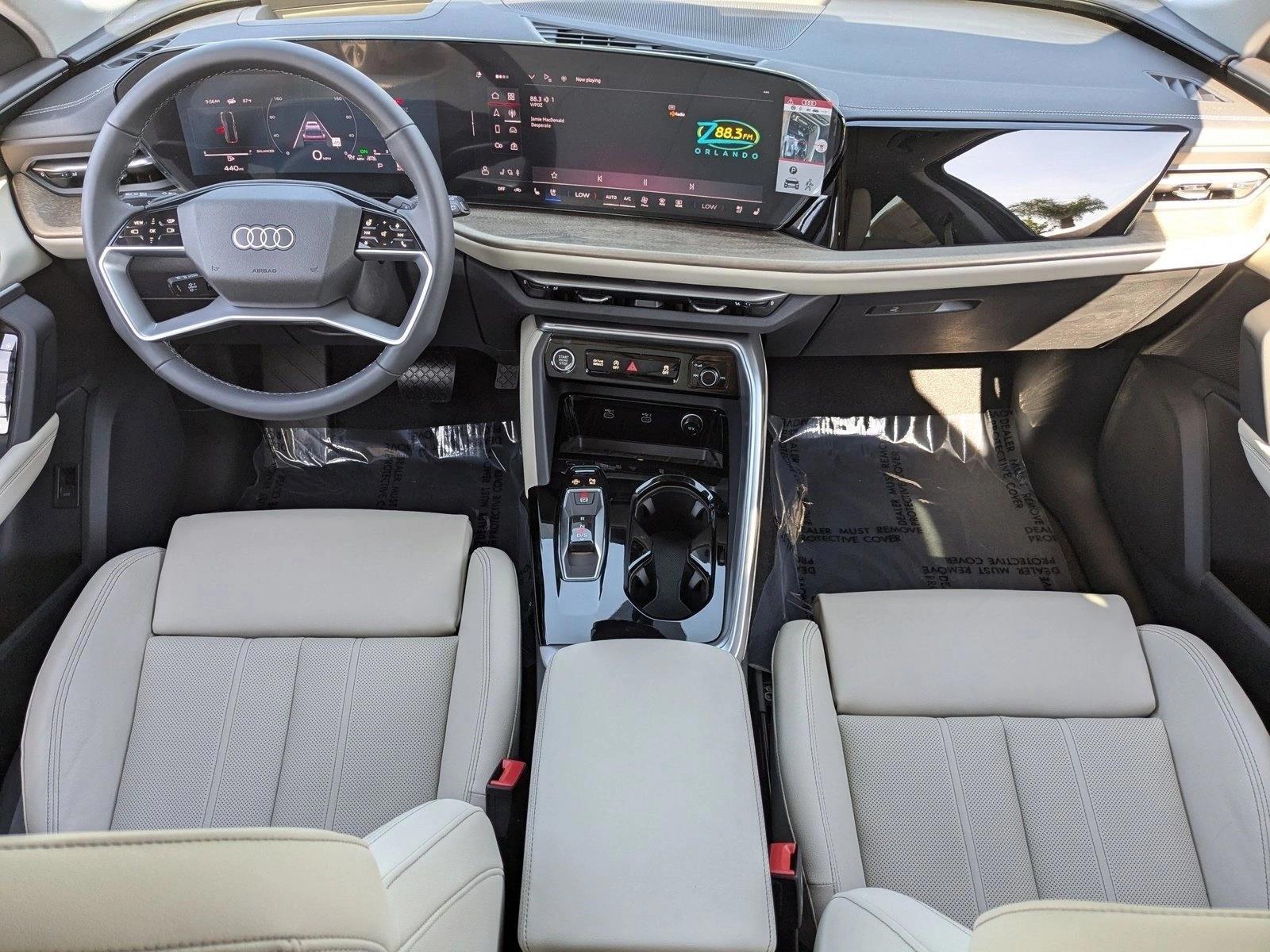 Thumbnail: 2025 Audi Q5 - 4