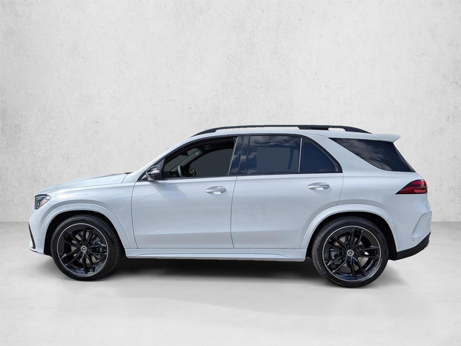 Thumbnail: 2026 Mercedes-Benz GLE - 2
