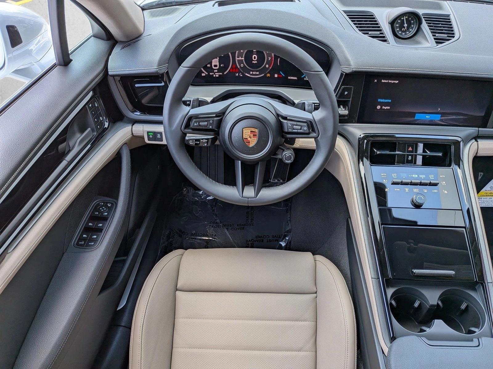 Thumbnail: 2026 Porsche Panamera - 3
