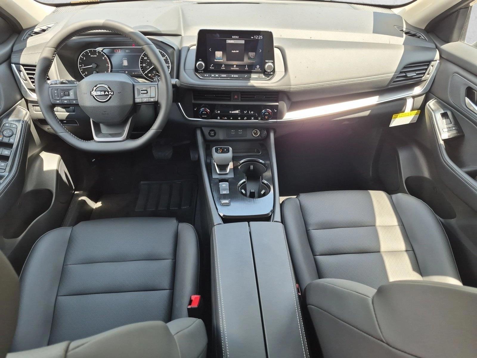 Thumbnail: 2026 Nissan Rogue - 4