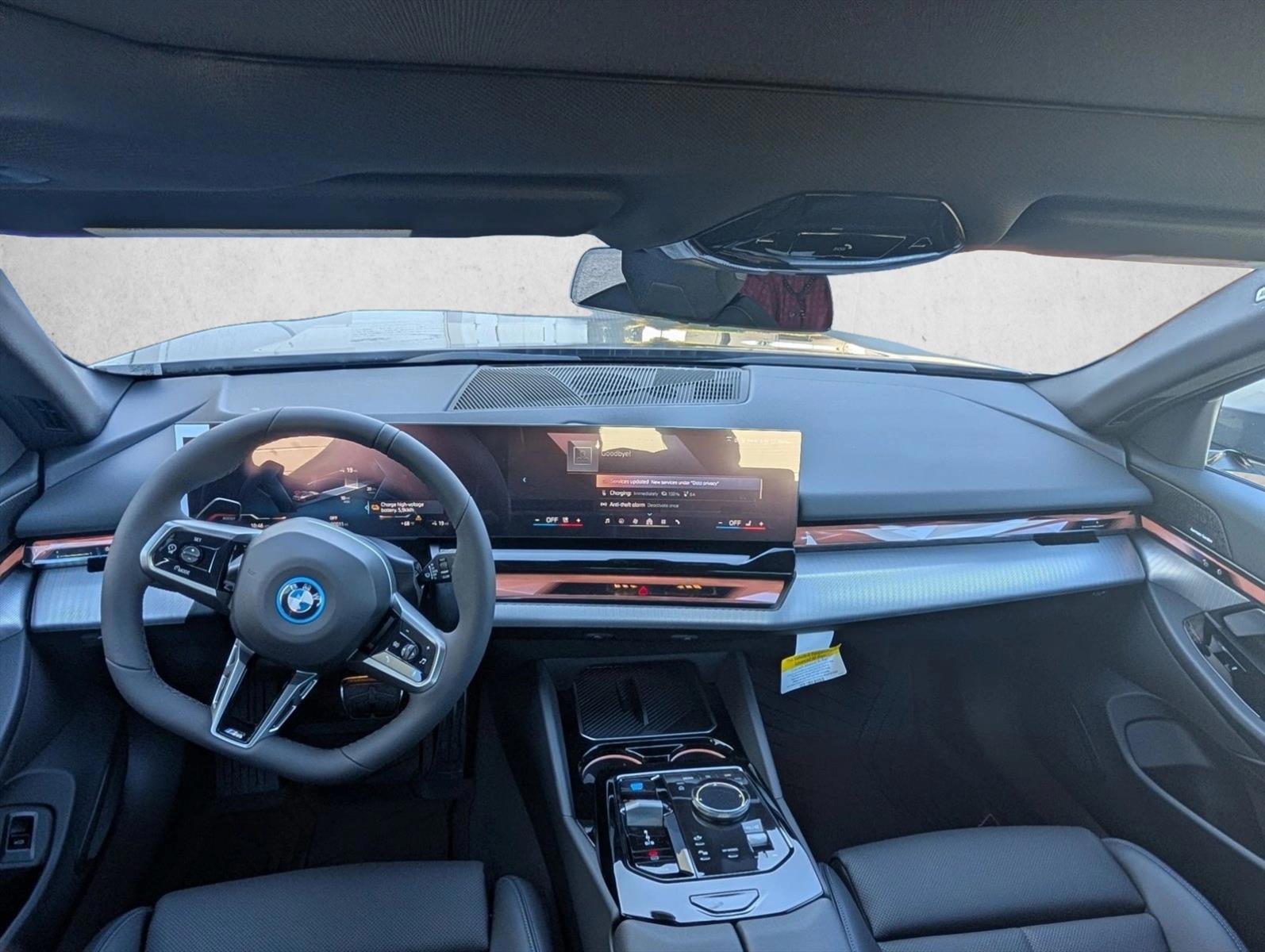 Thumbnail: 2026 BMW i5 - 4