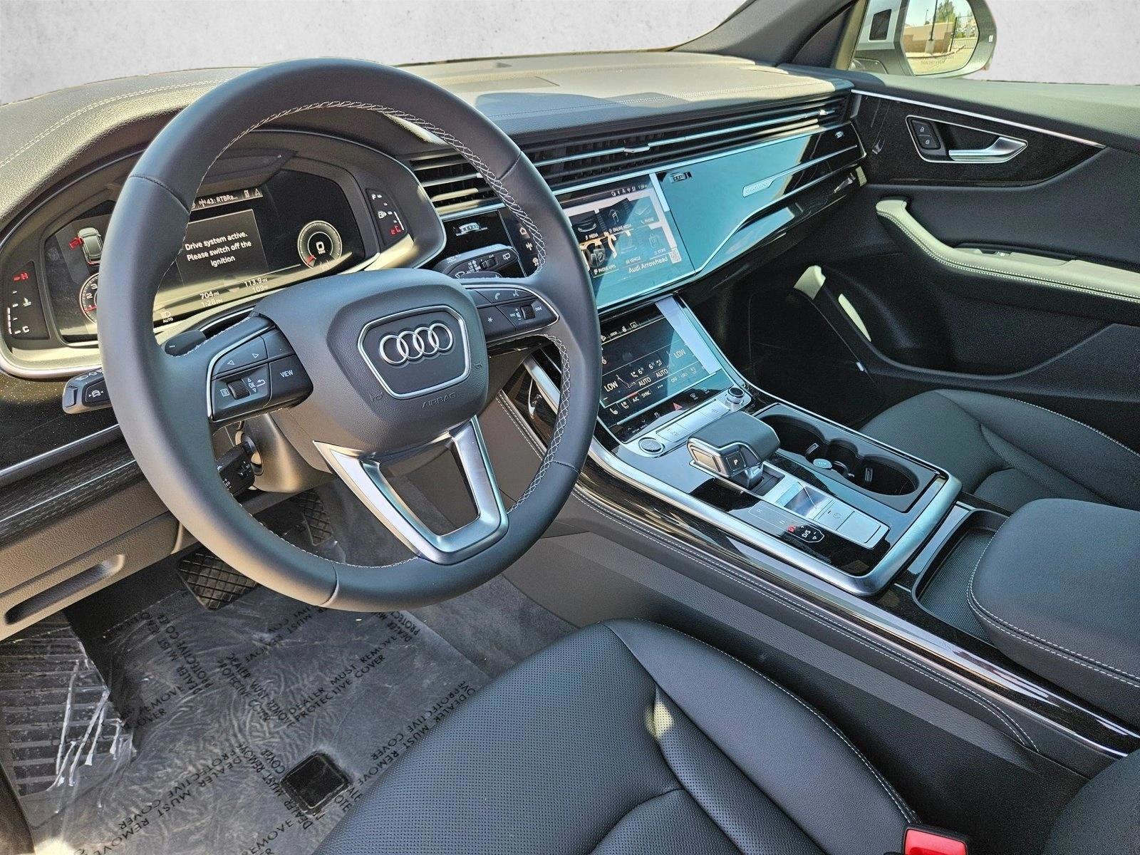 Thumbnail: 2026 Audi Q8 - 3