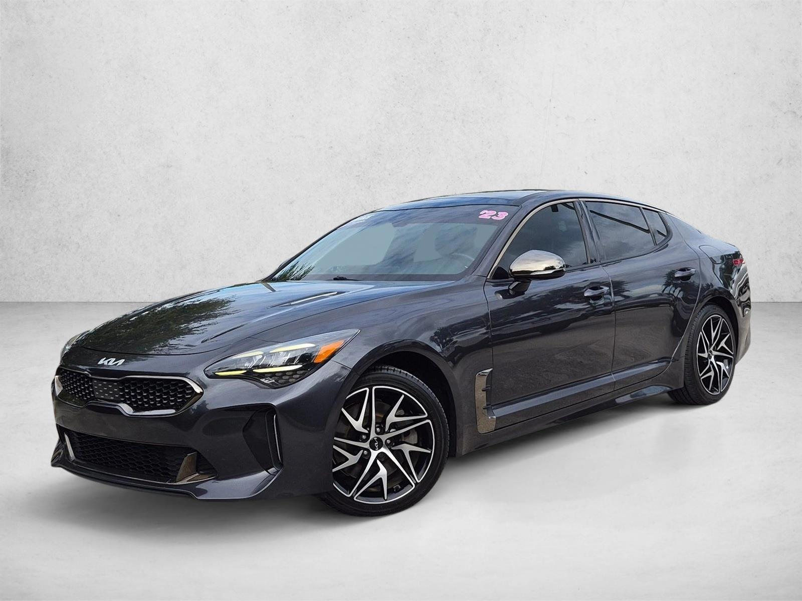 Thumbnail: 2023 Kia Stinger - 1