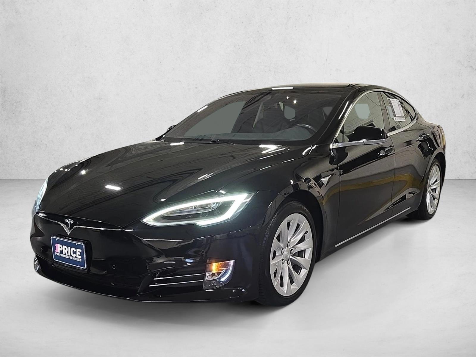 Thumbnail: 2020 Tesla Model S - 1