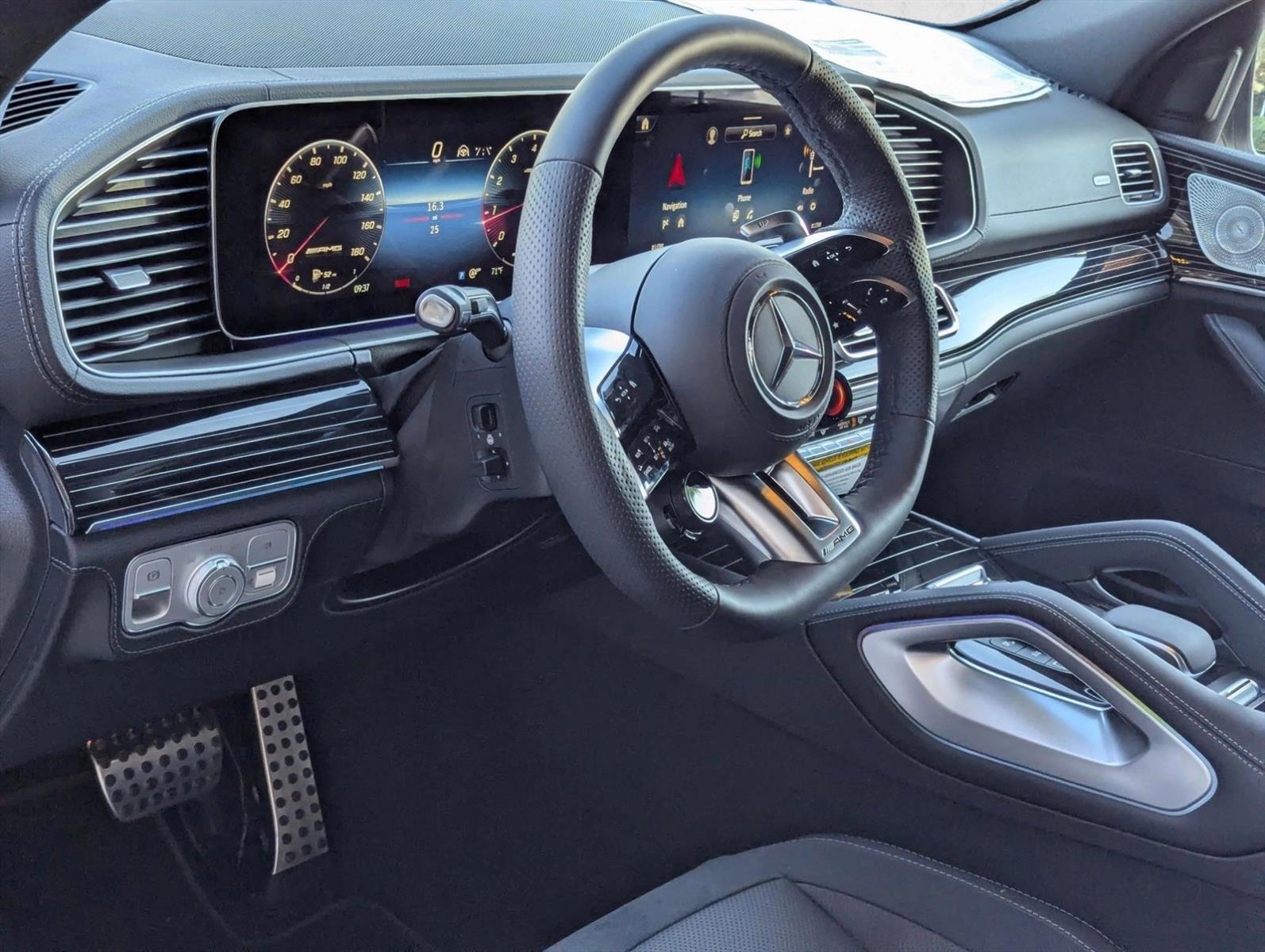 Thumbnail: 2026 Mercedes-Benz GLE - 3