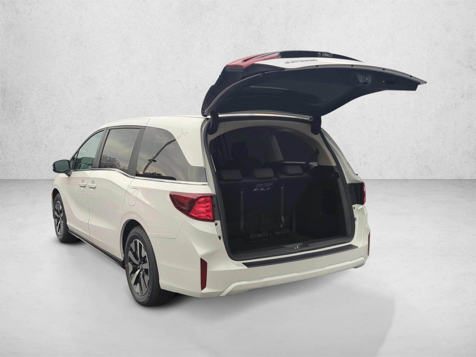 2026 Honda Odyssey EX-L - Photo 12