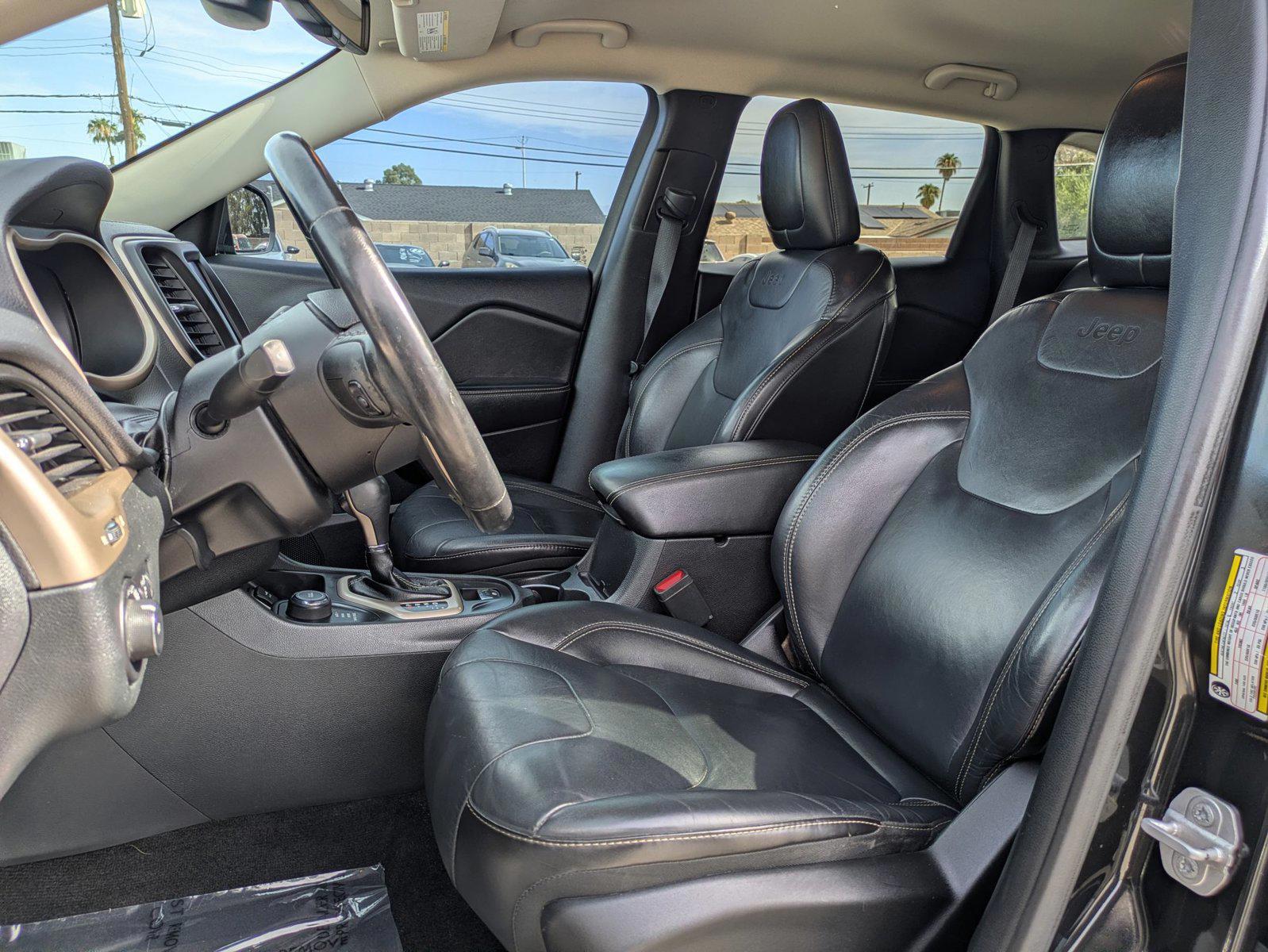 2016 Jeep Cherokee High Altitude - Photo 16
