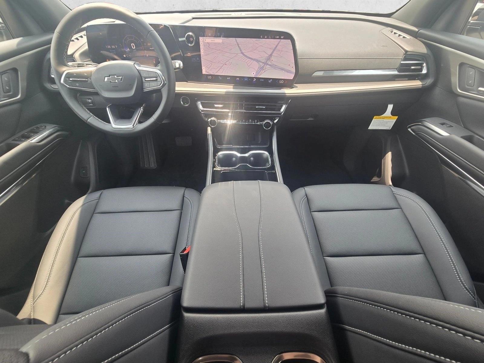 Thumbnail: 2026 Chevrolet Traverse - 3
