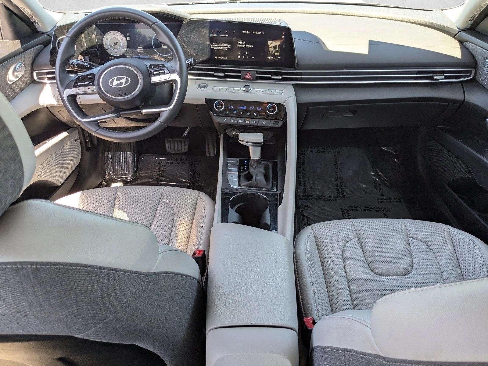 Thumbnail: 2025 Hyundai Elantra - 3