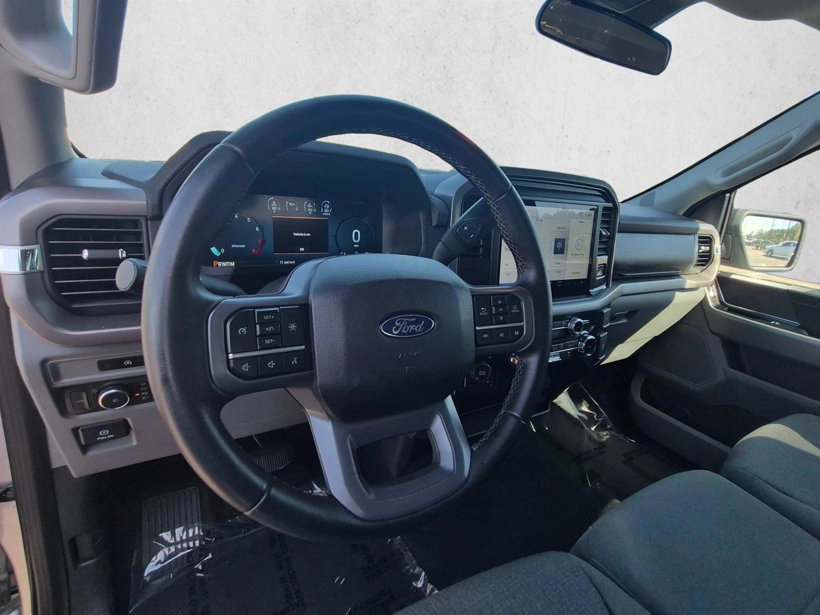 2025 Ford F-150 XLT - Photo 9