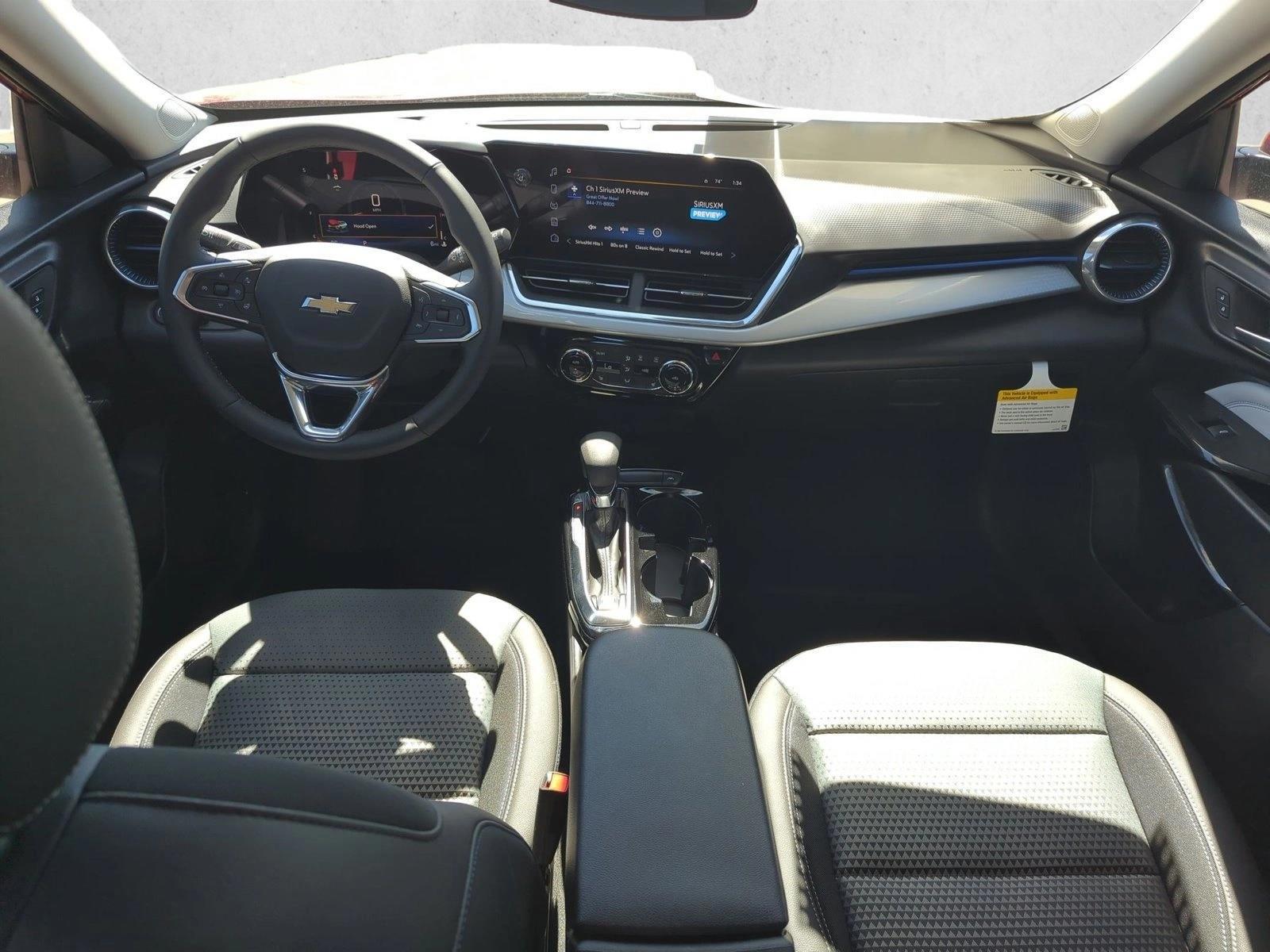Thumbnail: 2026 Chevrolet Trax - 3