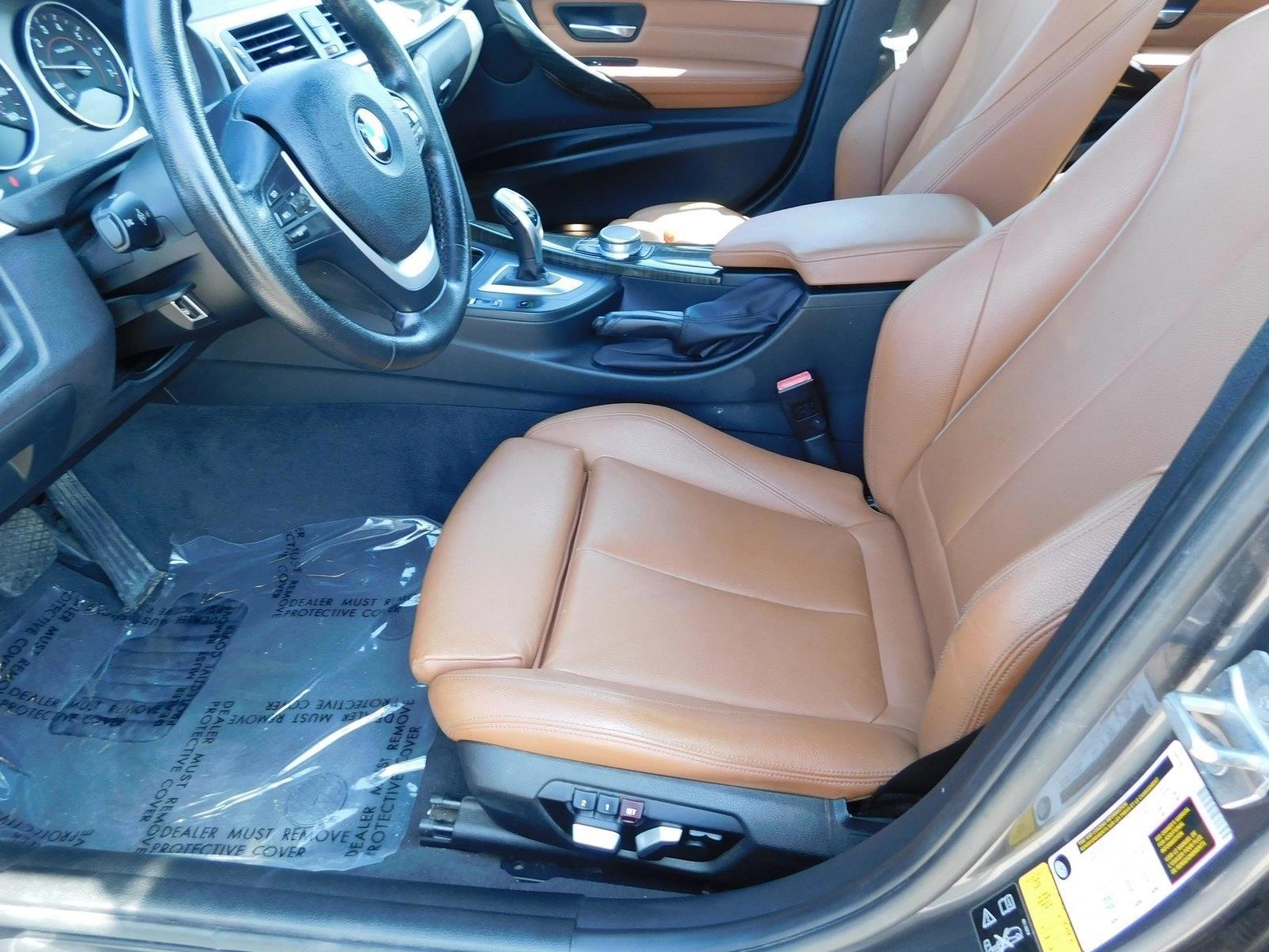 2017 BMW 3 Series 330i - Photo 23