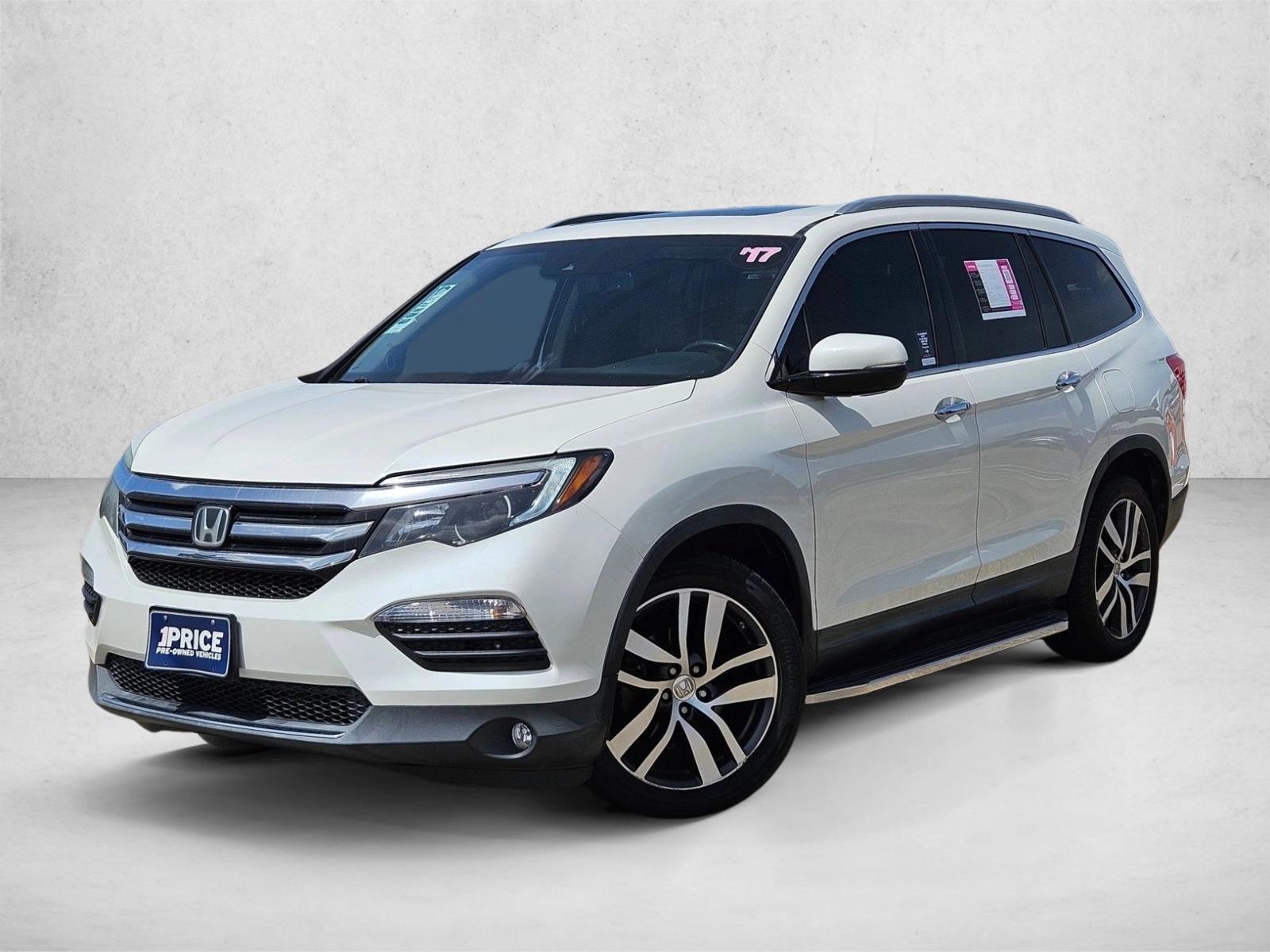 Thumbnail: 2017 Honda Pilot - 1