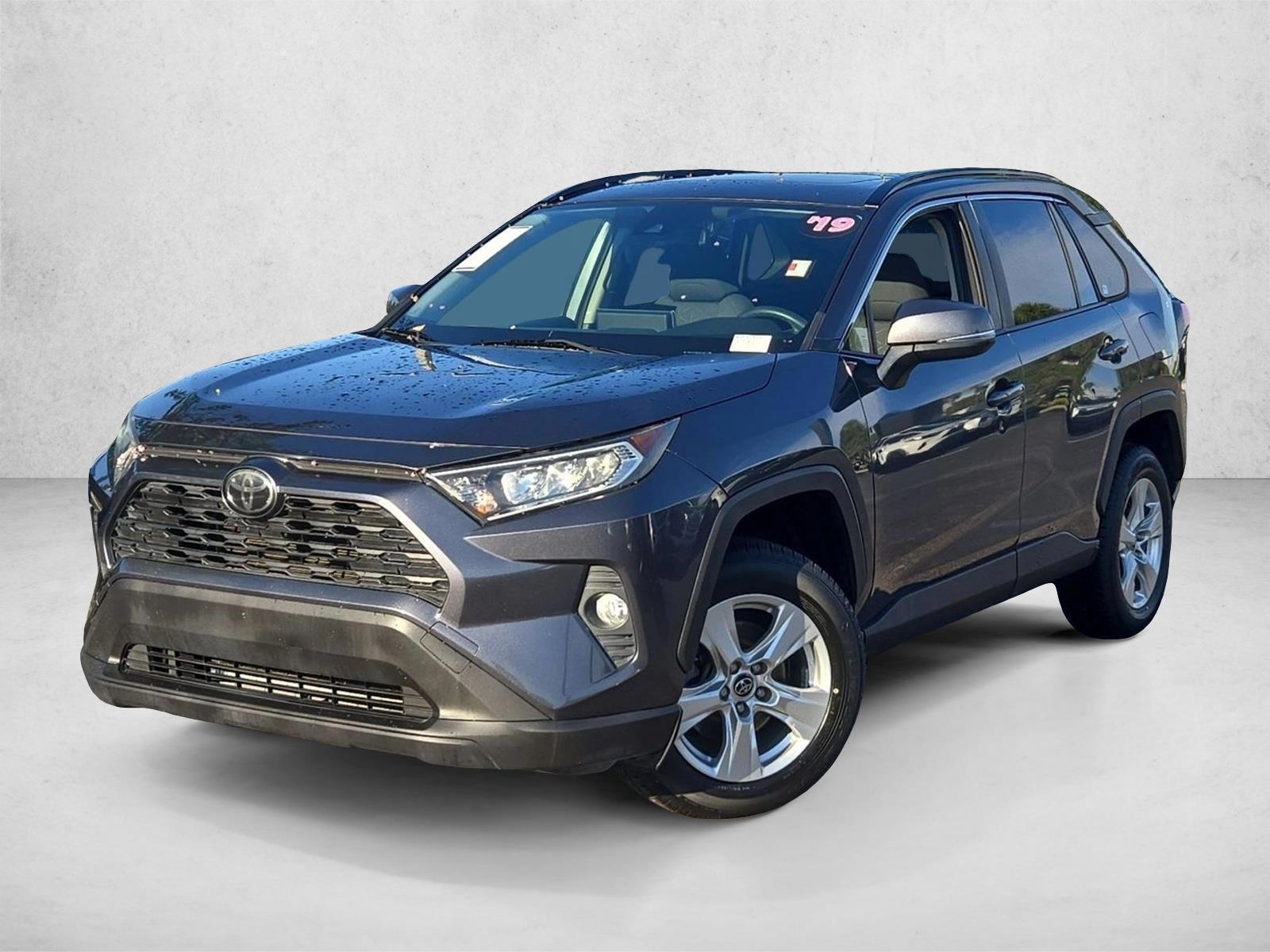 Thumbnail: 2019 Toyota RAV4 - 1