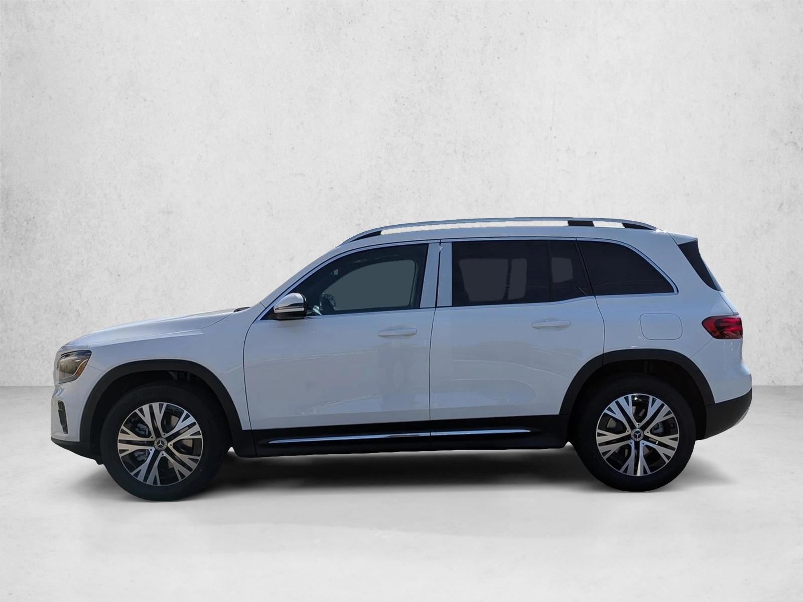 Thumbnail: 2026 Mercedes-Benz GLB - 2