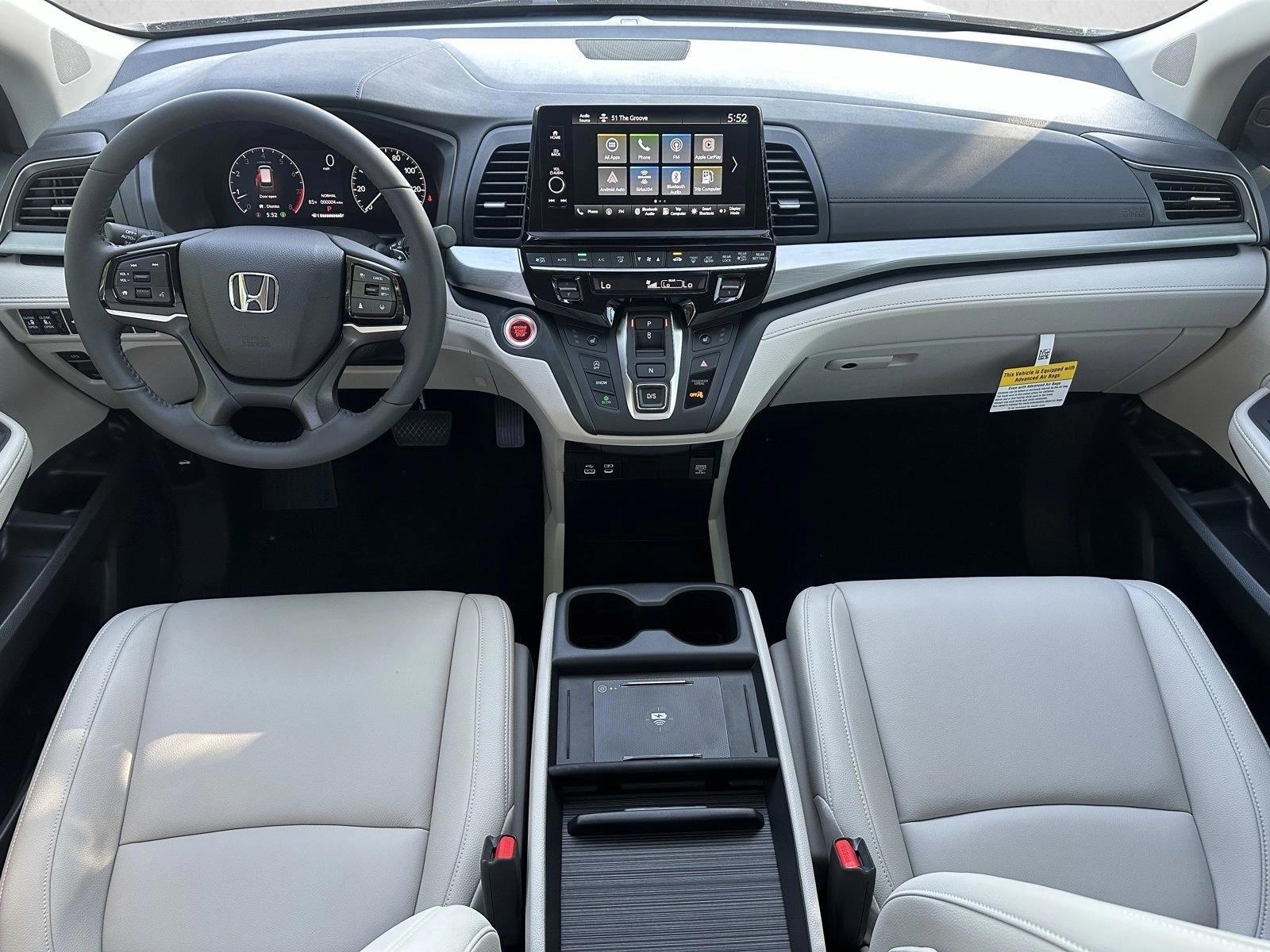Thumbnail: 2026 Honda Odyssey - 3