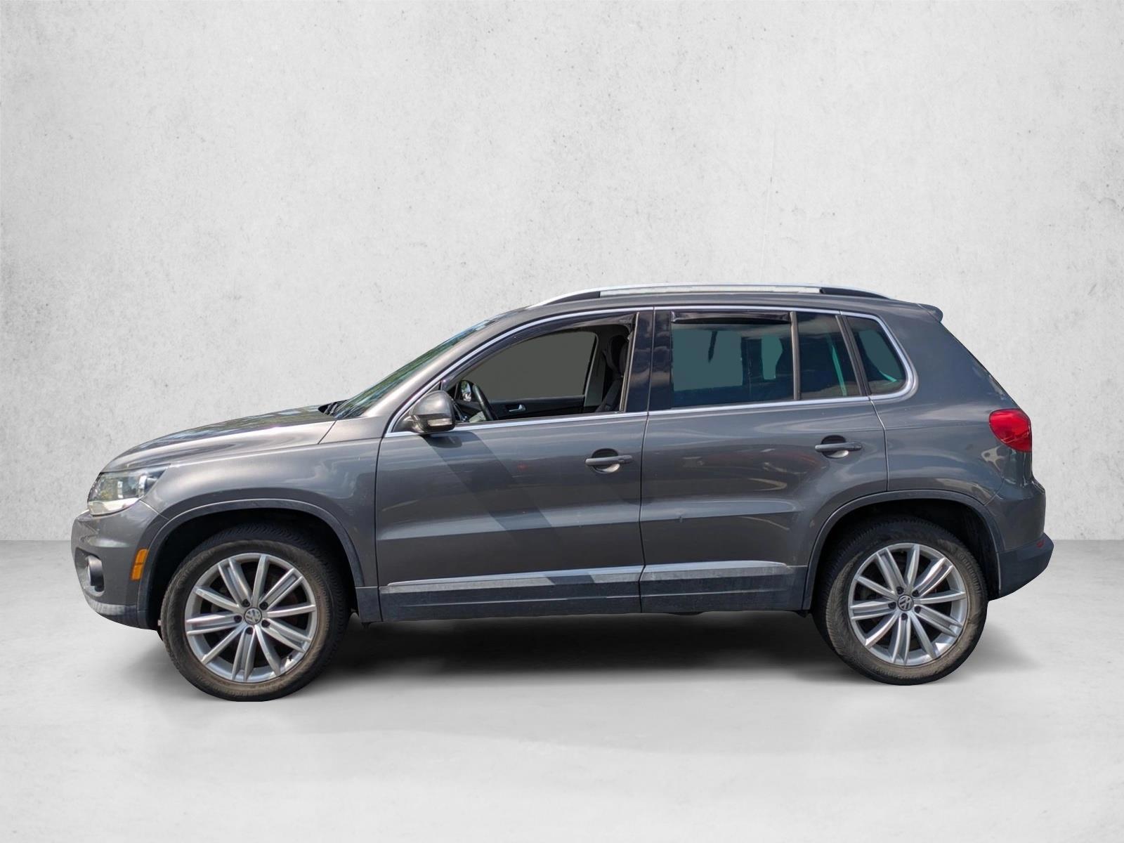 Thumbnail: 2014 Volkswagen Tiguan - 2
