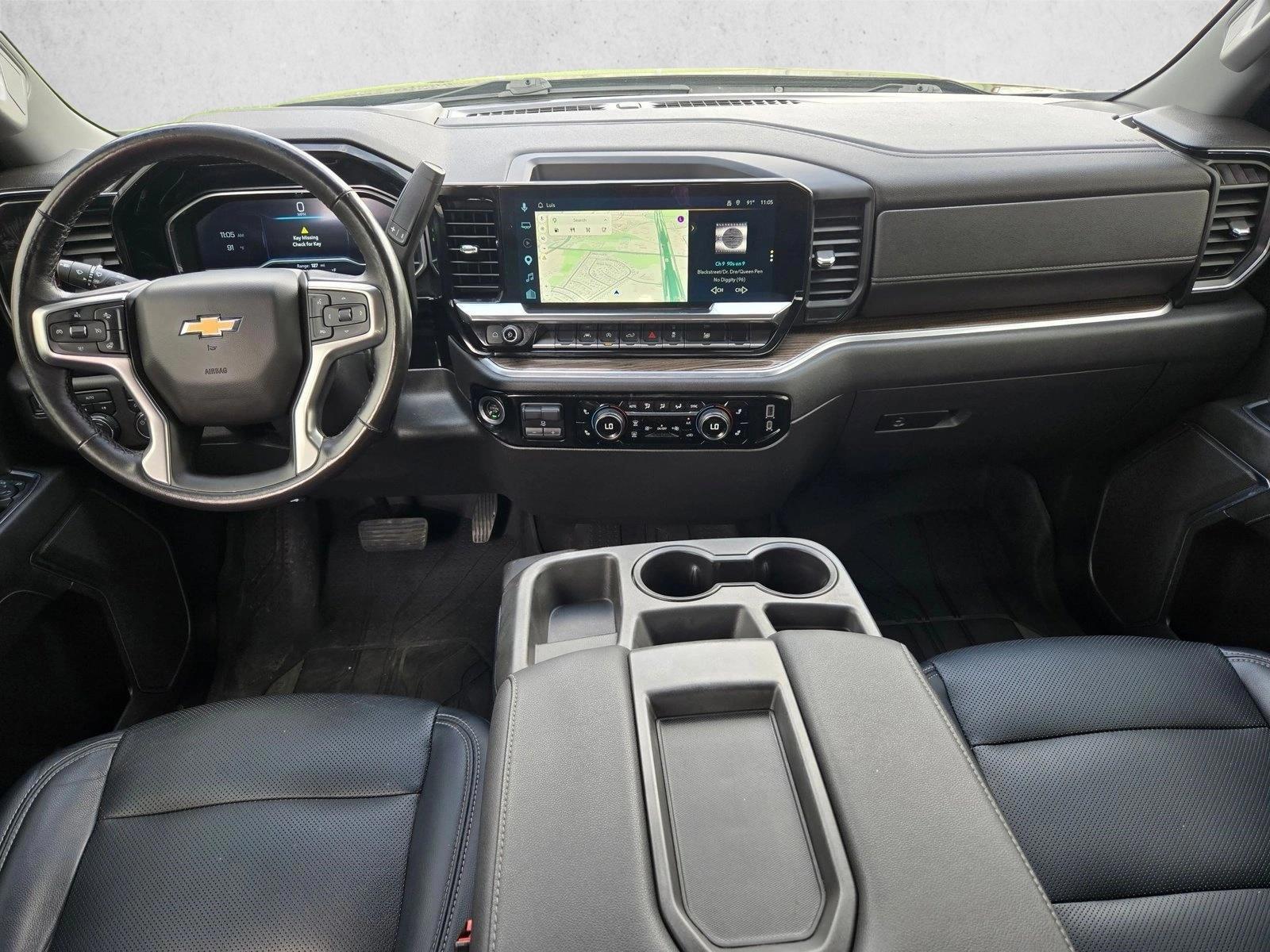Thumbnail: 2022 Chevrolet Silverado 1500 - 3