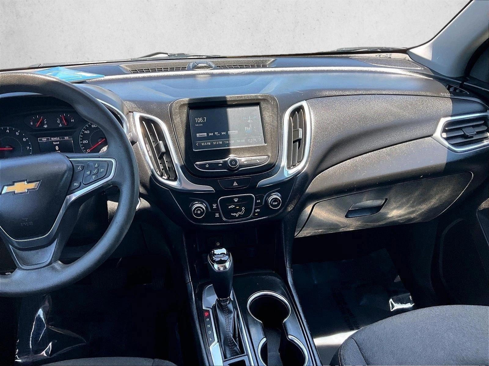 Thumbnail: 2018 Chevrolet Equinox - 3