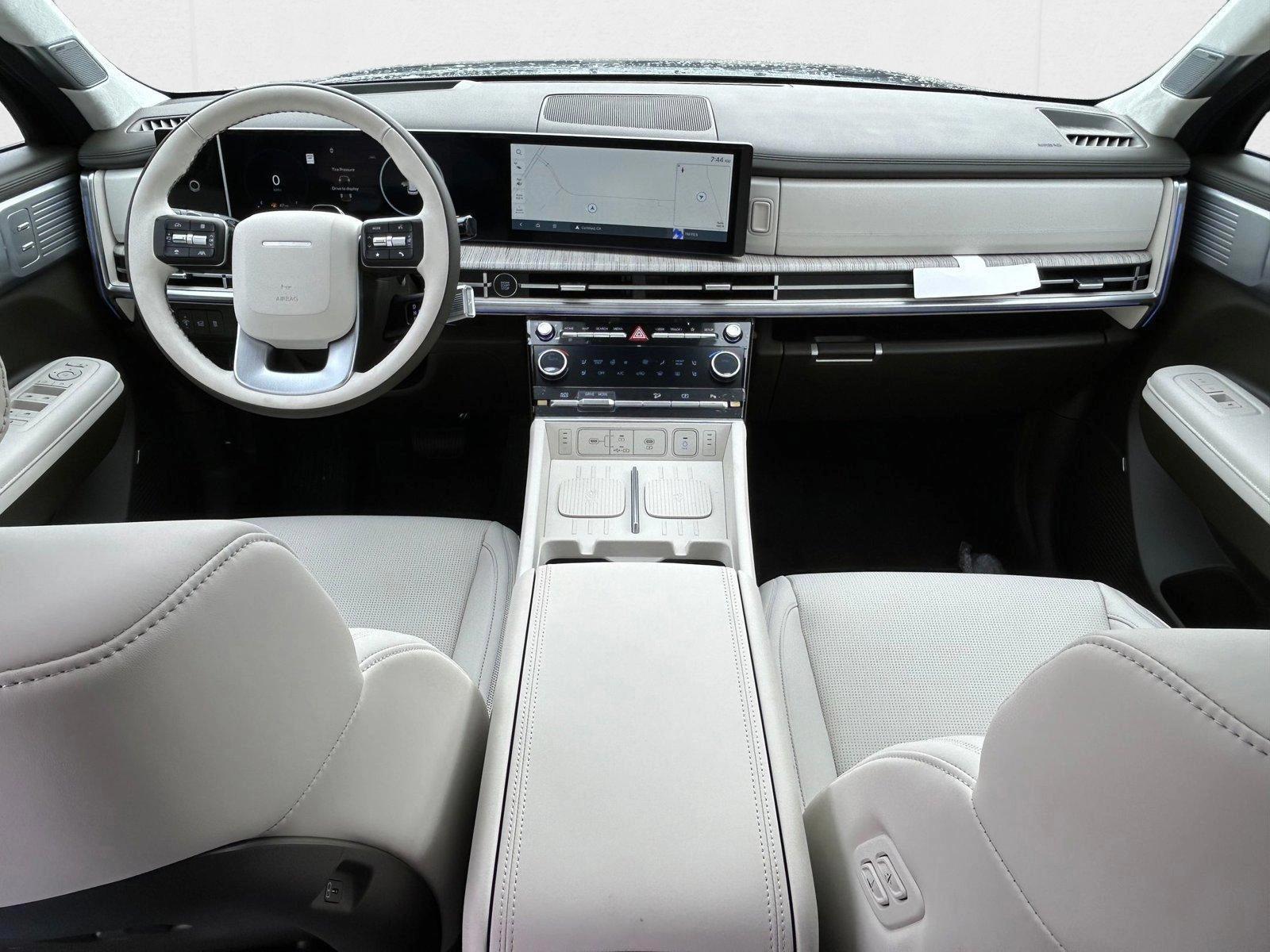 Thumbnail: 2025 Hyundai Santa Fe - 3