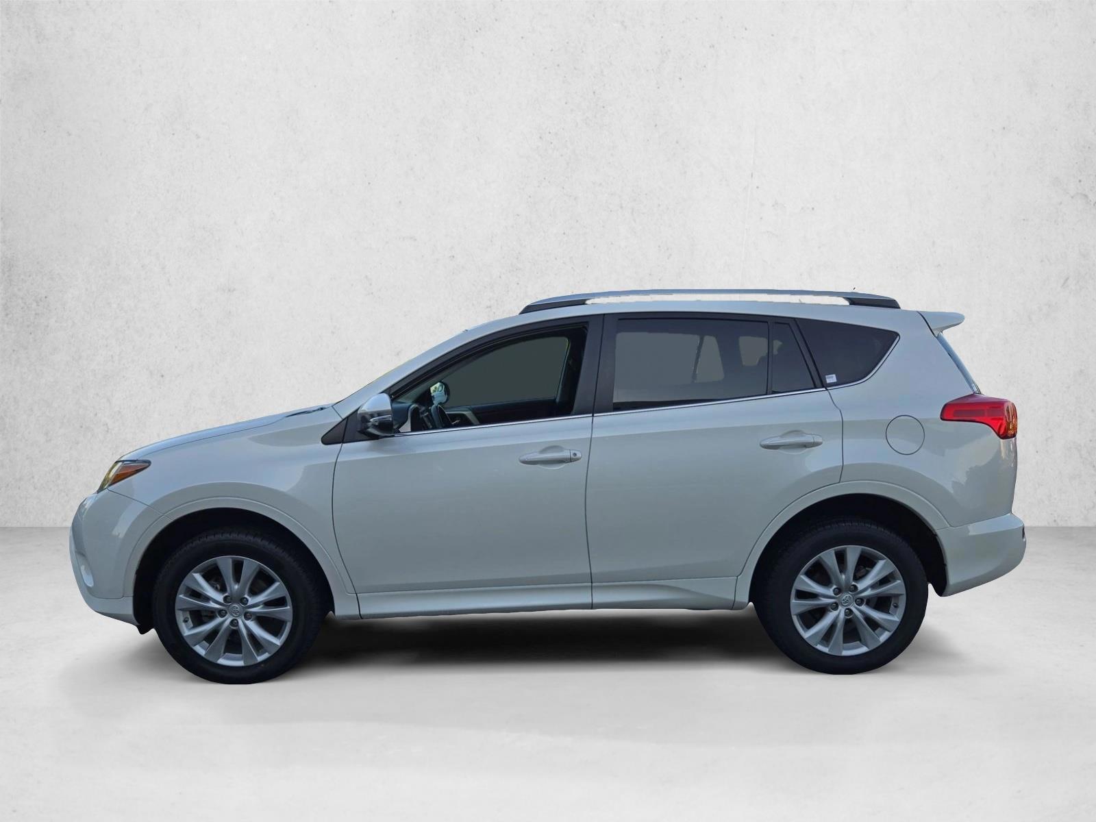 Thumbnail: 2014 Toyota RAV4 - 2