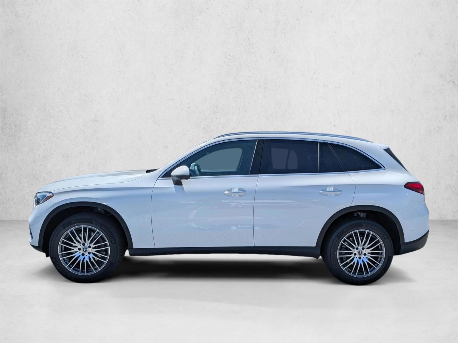 Thumbnail: 2026 Mercedes-Benz GLC - 2