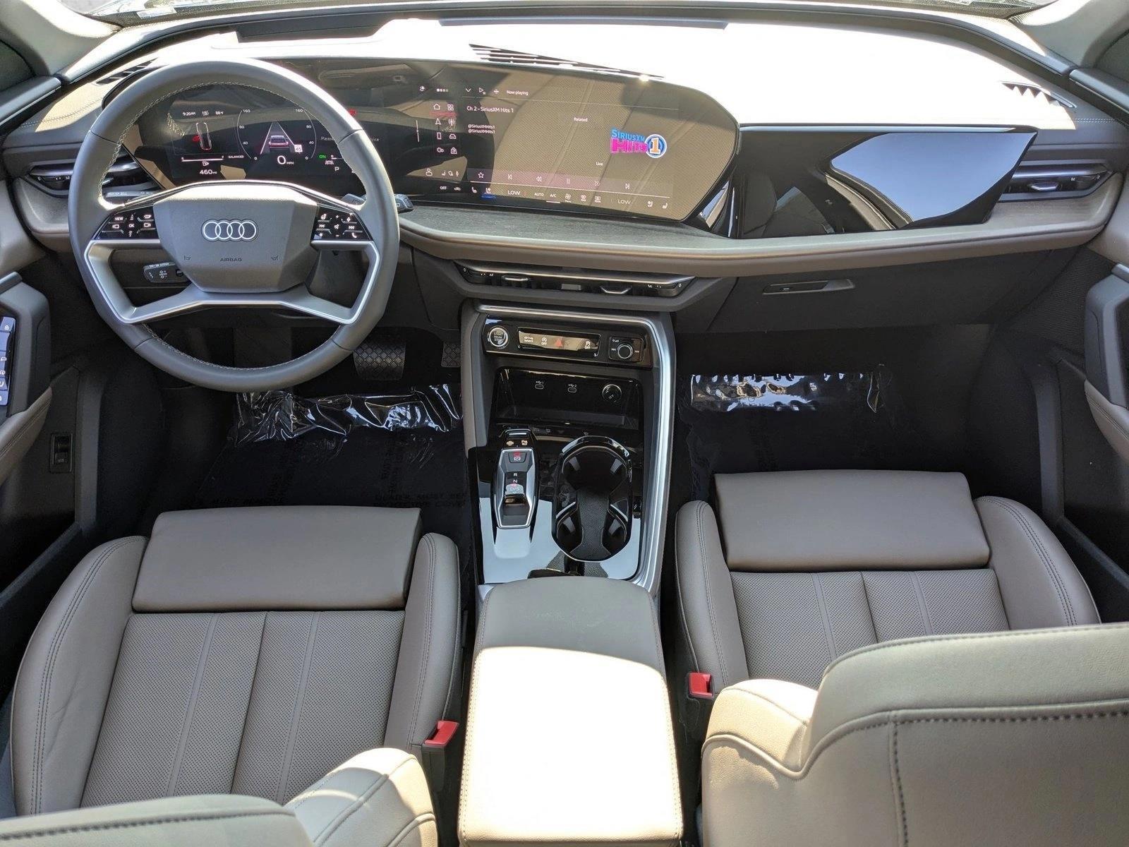 Thumbnail: 2025 Audi Q5 - 4