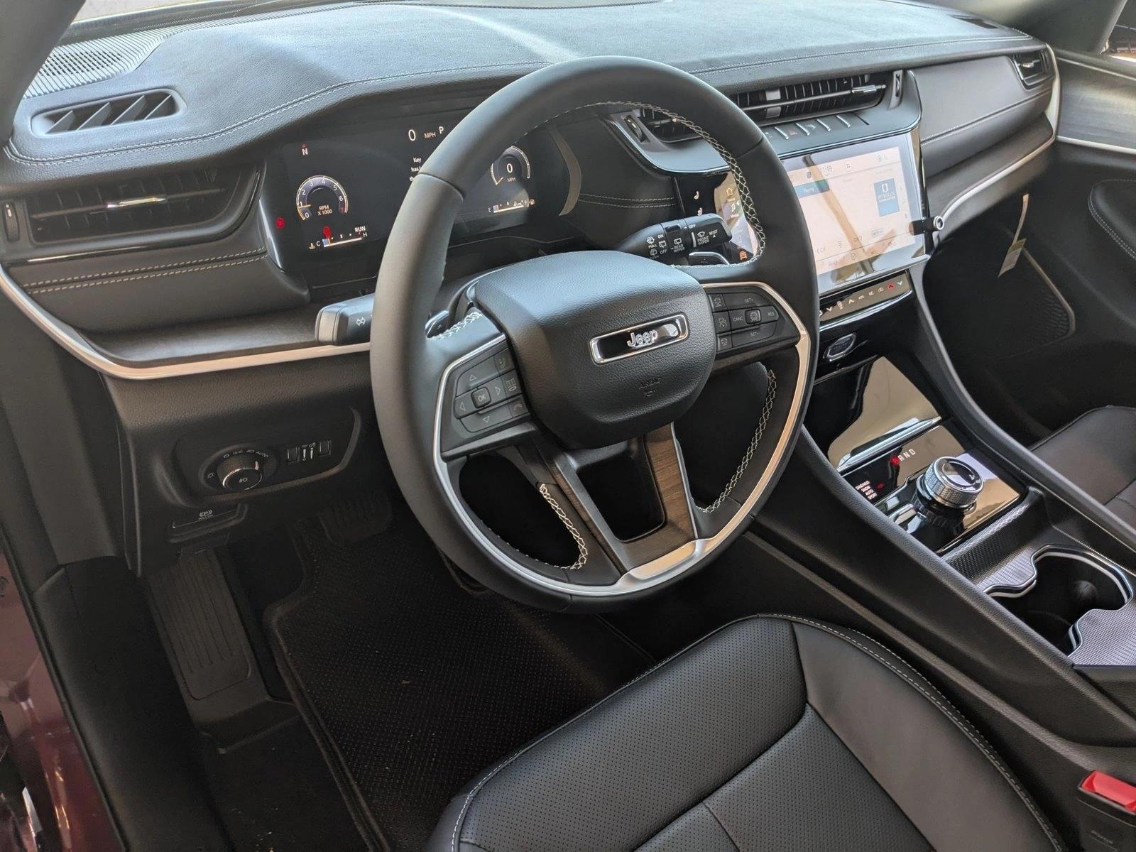 Thumbnail: 2026 Jeep Grand Cherokee L - 3