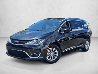 2018 Chrysler Pacifica Touring L -
                  Clearwater, FL
