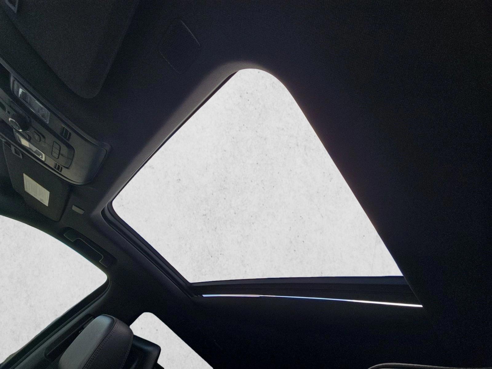 2021 Chevrolet Tahoe RST - Photo 15