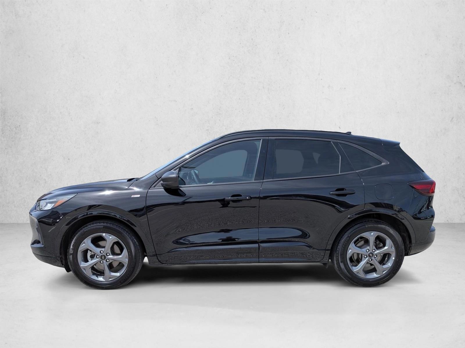 Thumbnail: 2023 Ford Escape - 2