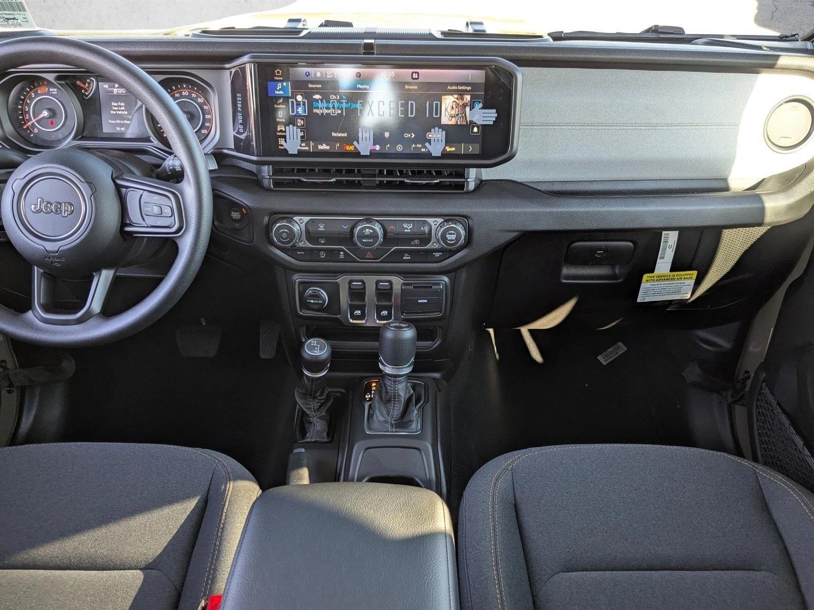 Thumbnail: 2026 Jeep Wrangler - 3