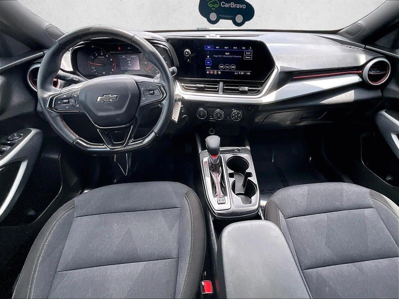 Thumbnail: 2024 Chevrolet Trax - 3