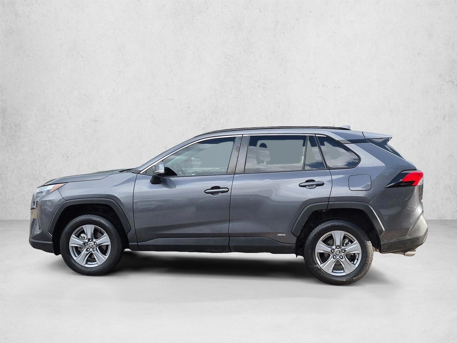 Thumbnail: 2022 Toyota RAV4 - 2