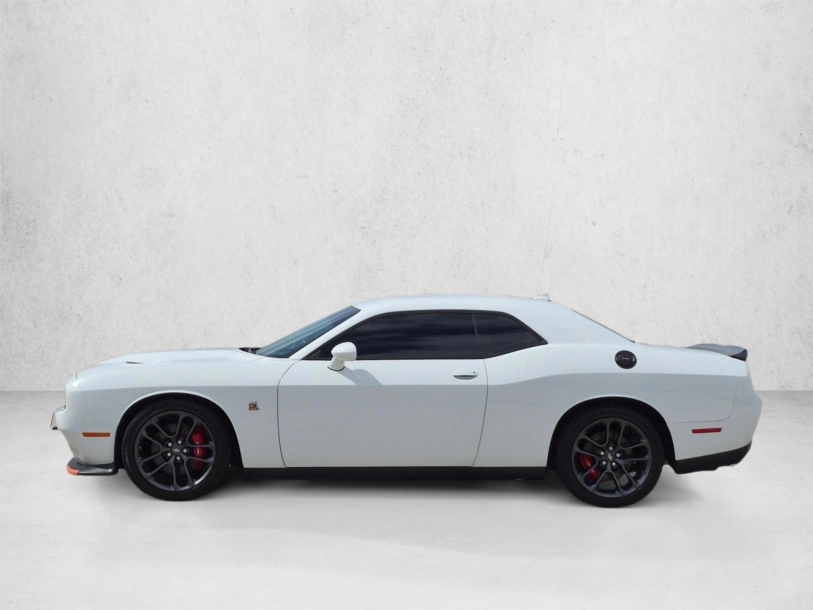Thumbnail: 2022 Dodge Challenger - 2