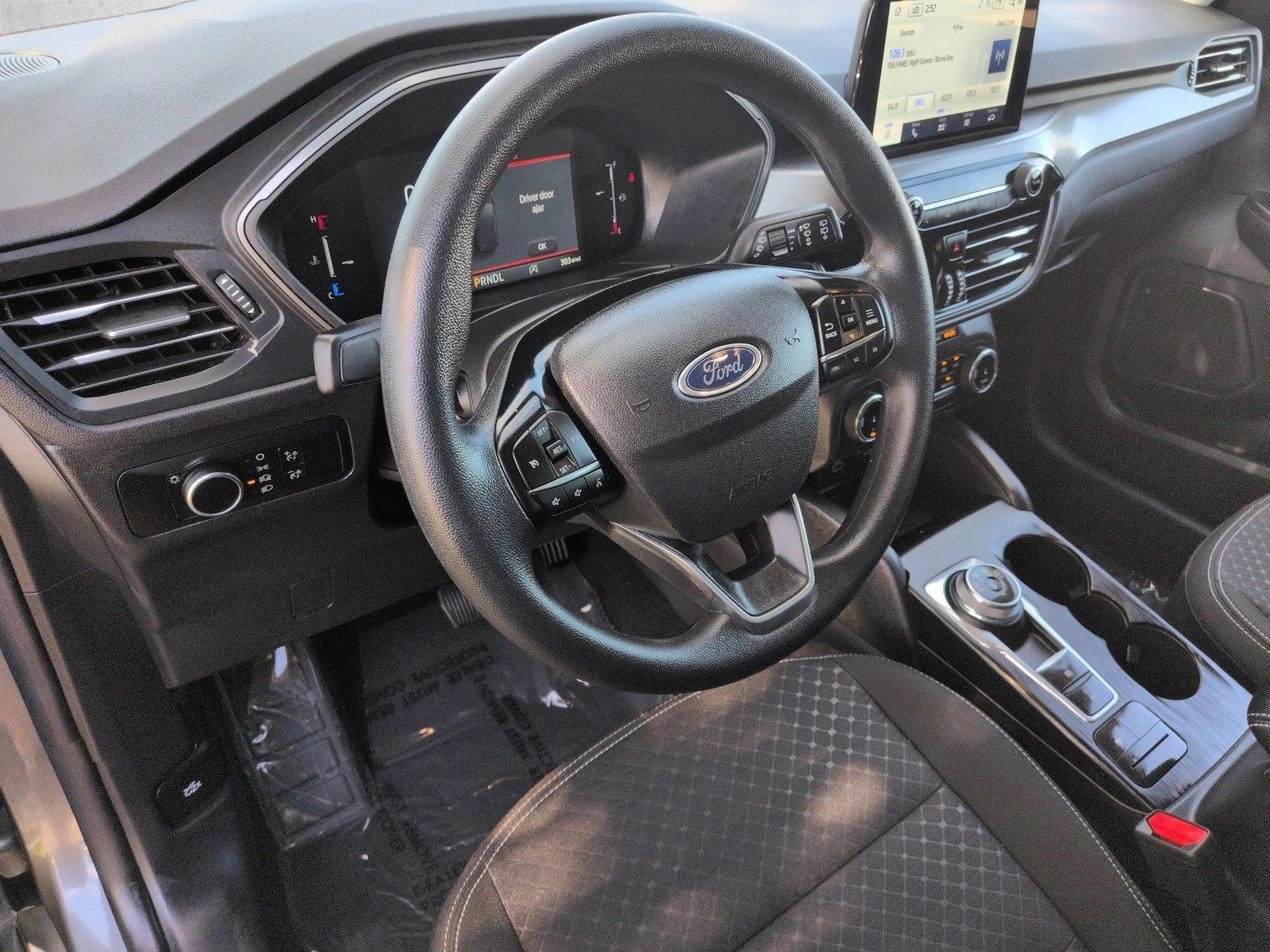 Thumbnail: 2025 Ford Escape - 3