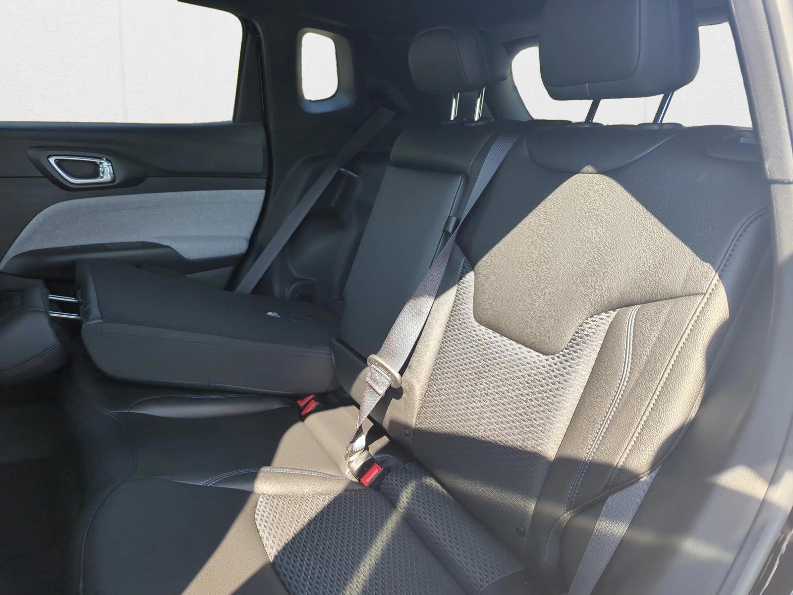 2024 Jeep Compass Latitude - Photo 16