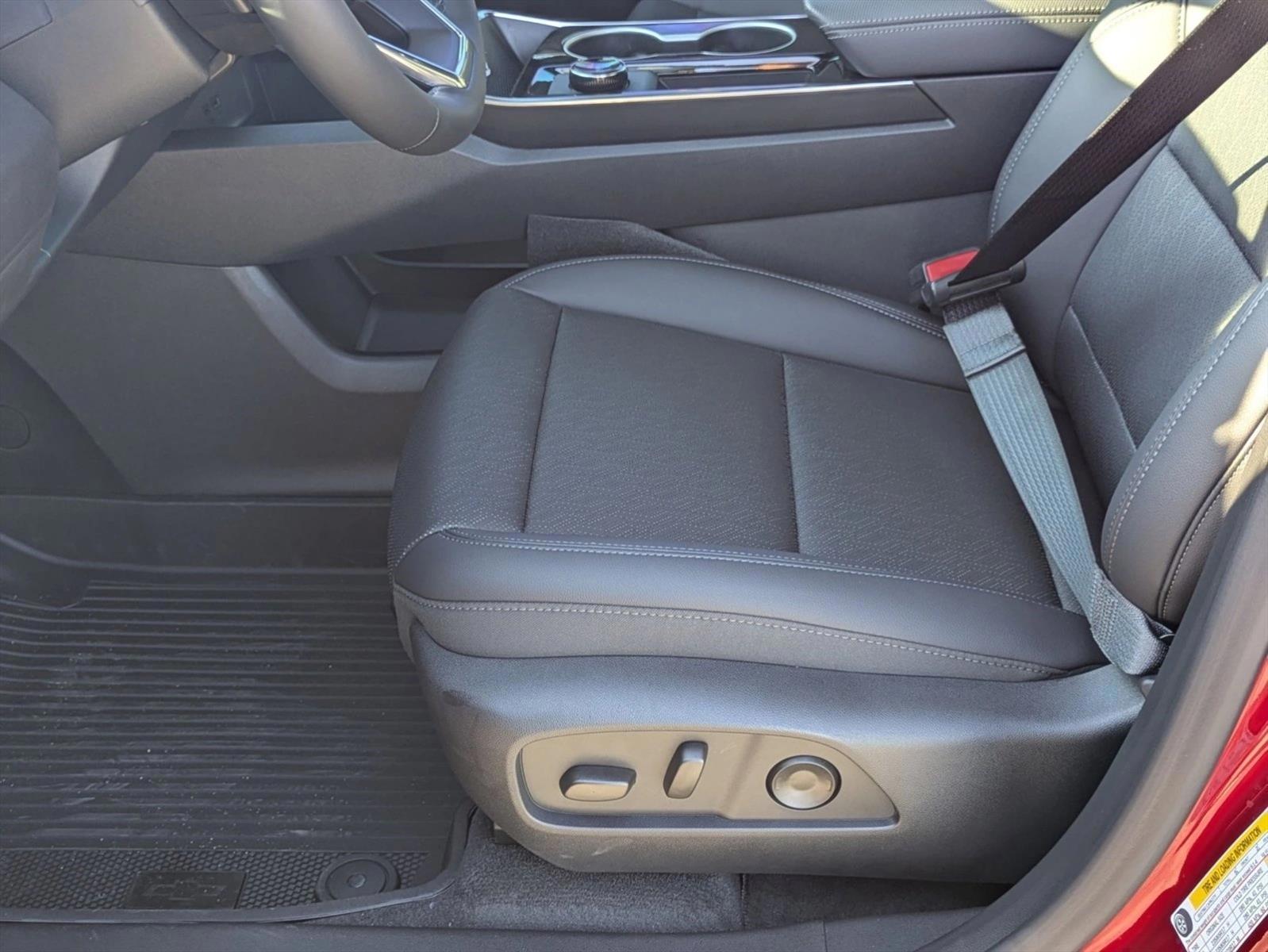 Thumbnail: 2026 Chevrolet Equinox - 5