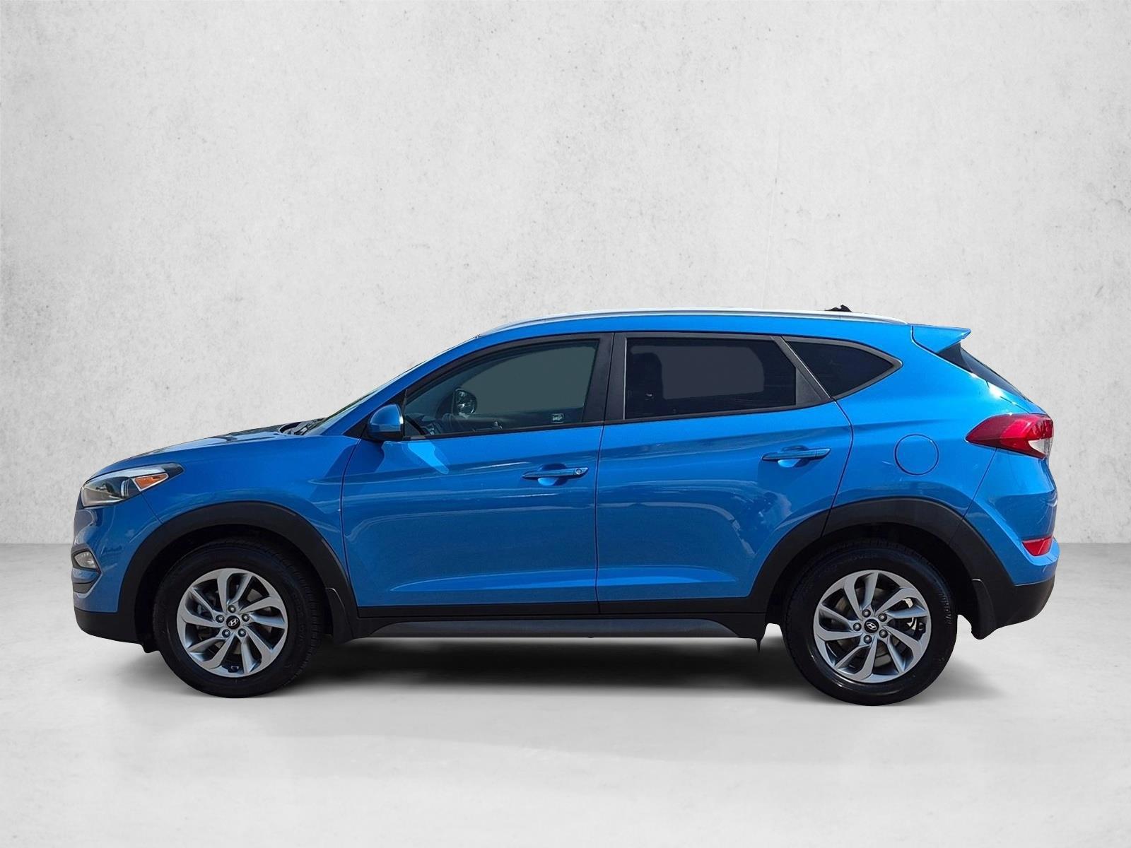 Thumbnail: 2016 Hyundai Tucson - 2