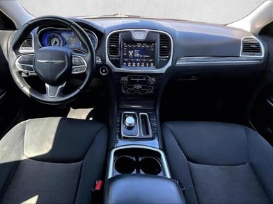 2018 Chrysler 300